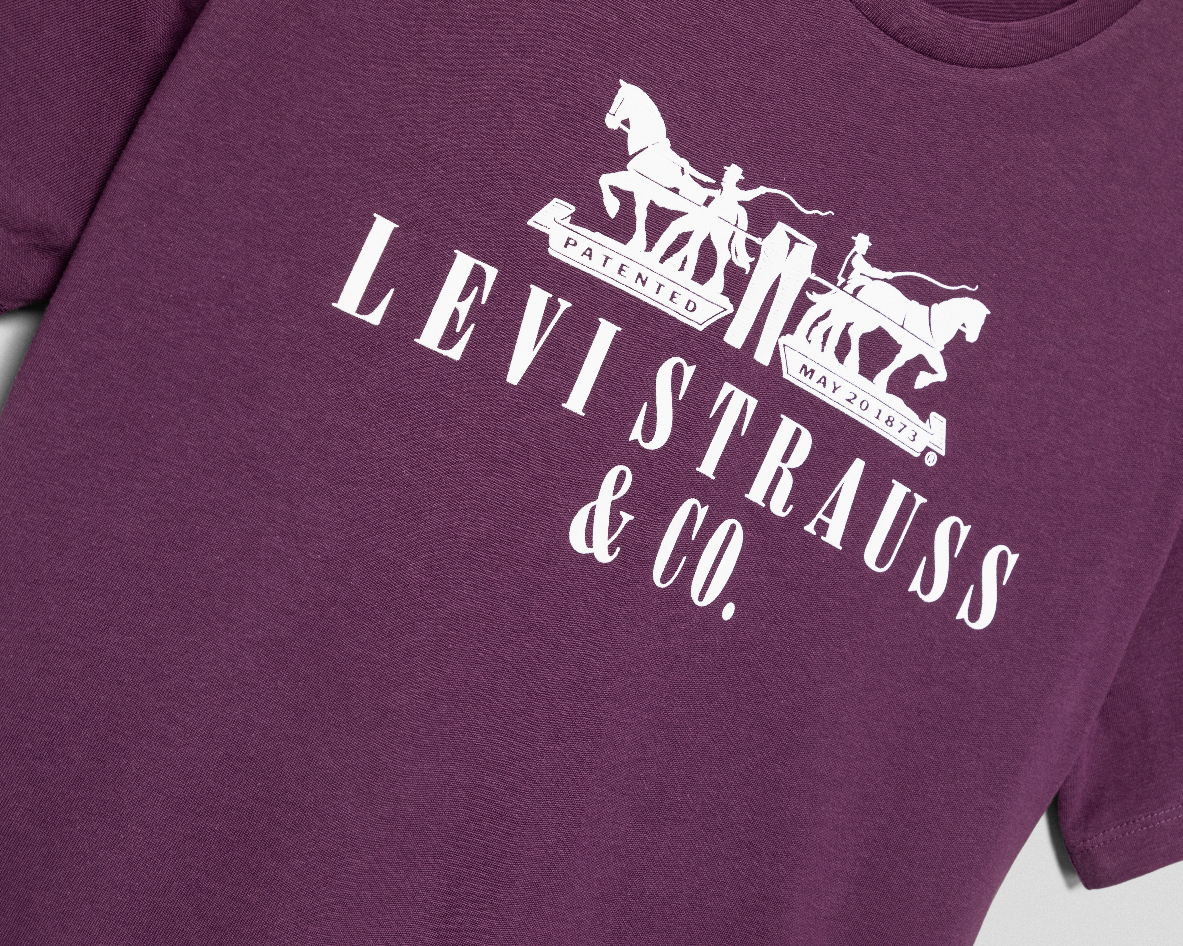 Foto 4 pulgar | Foto 3 | Playera Levi's Cuello Redondo