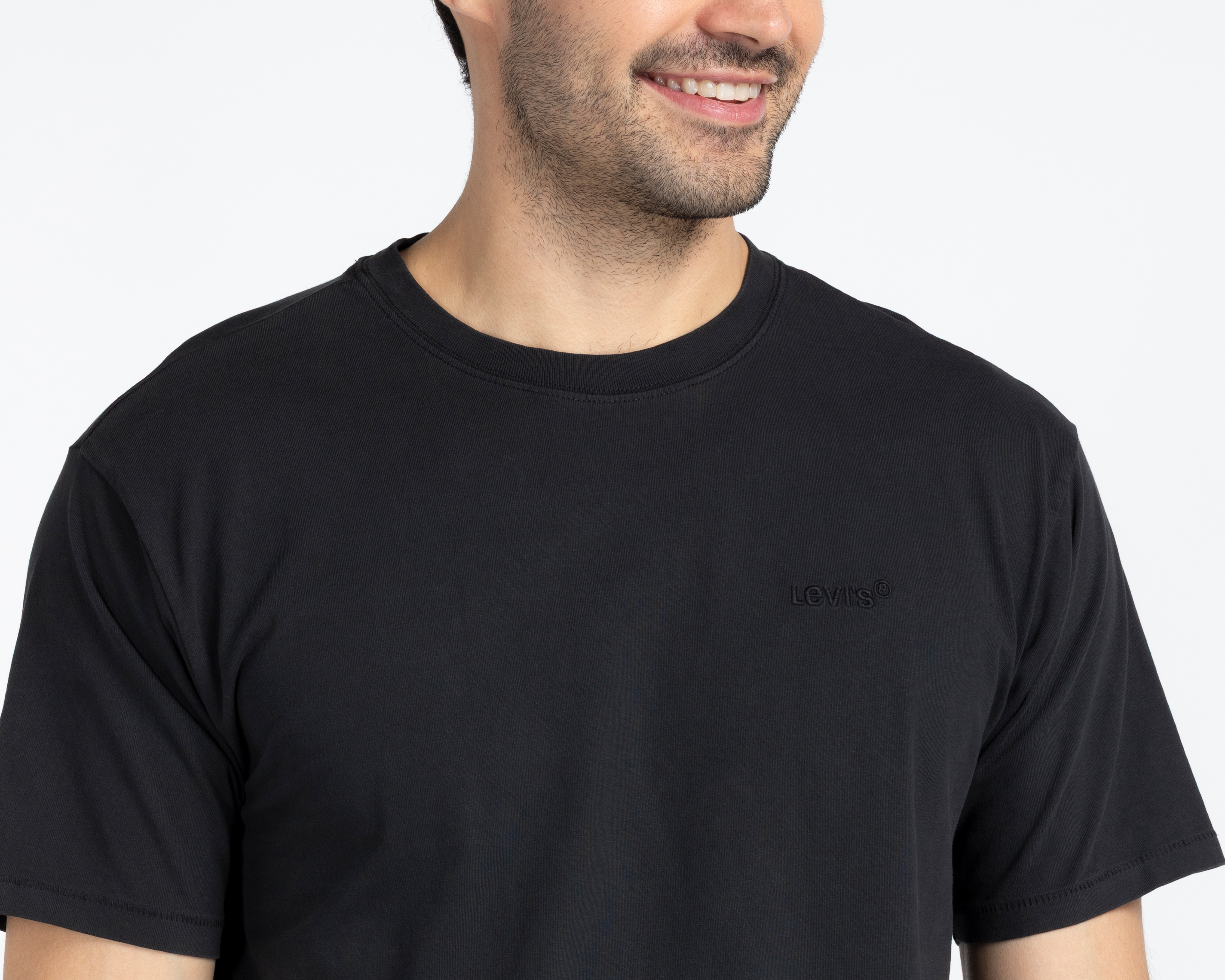 Foto 4 pulgar | Foto 3 | Playera Levi’s Cuello Redondo