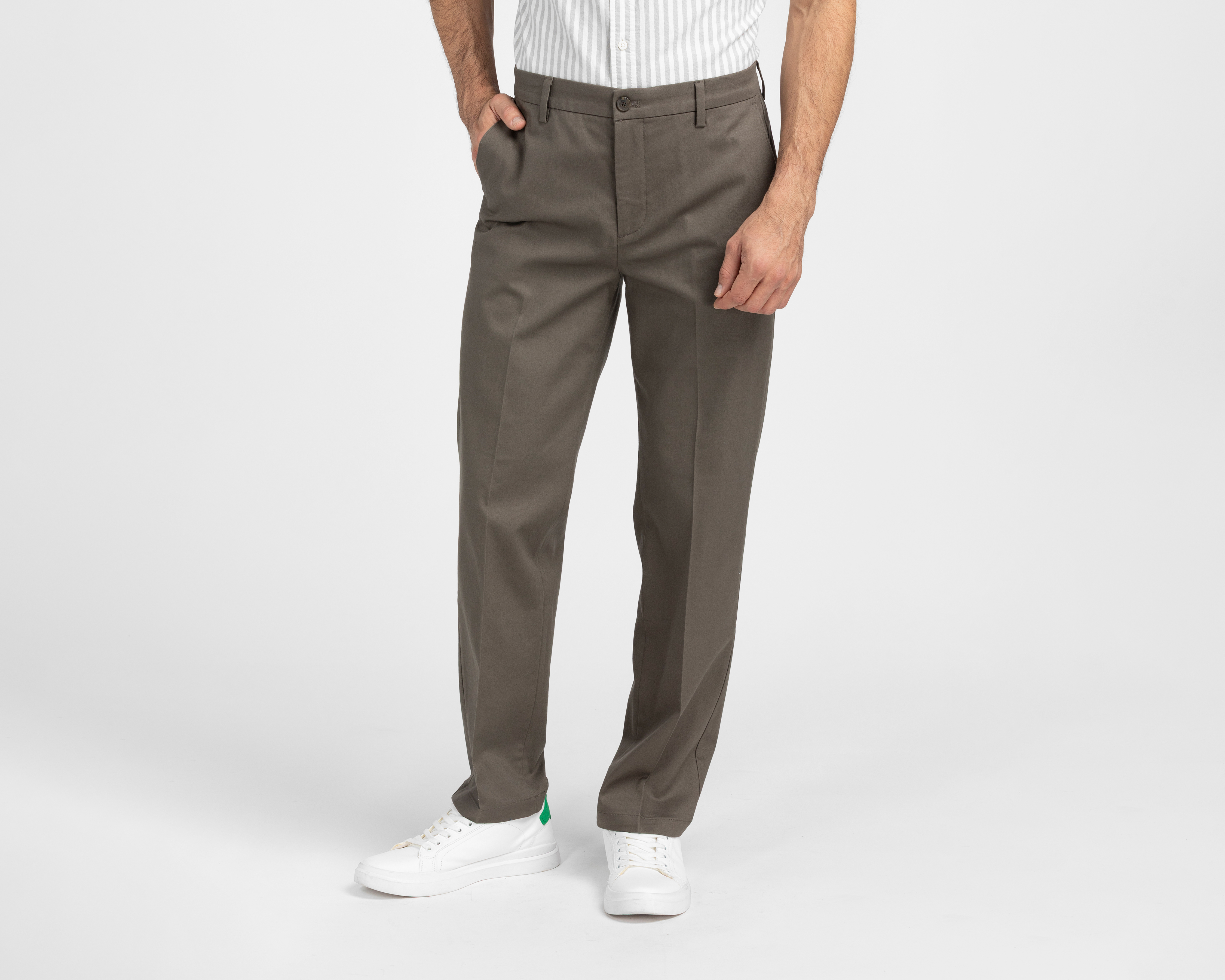 Pantalón Khaki Dockers Signature Iron Free para Hombre