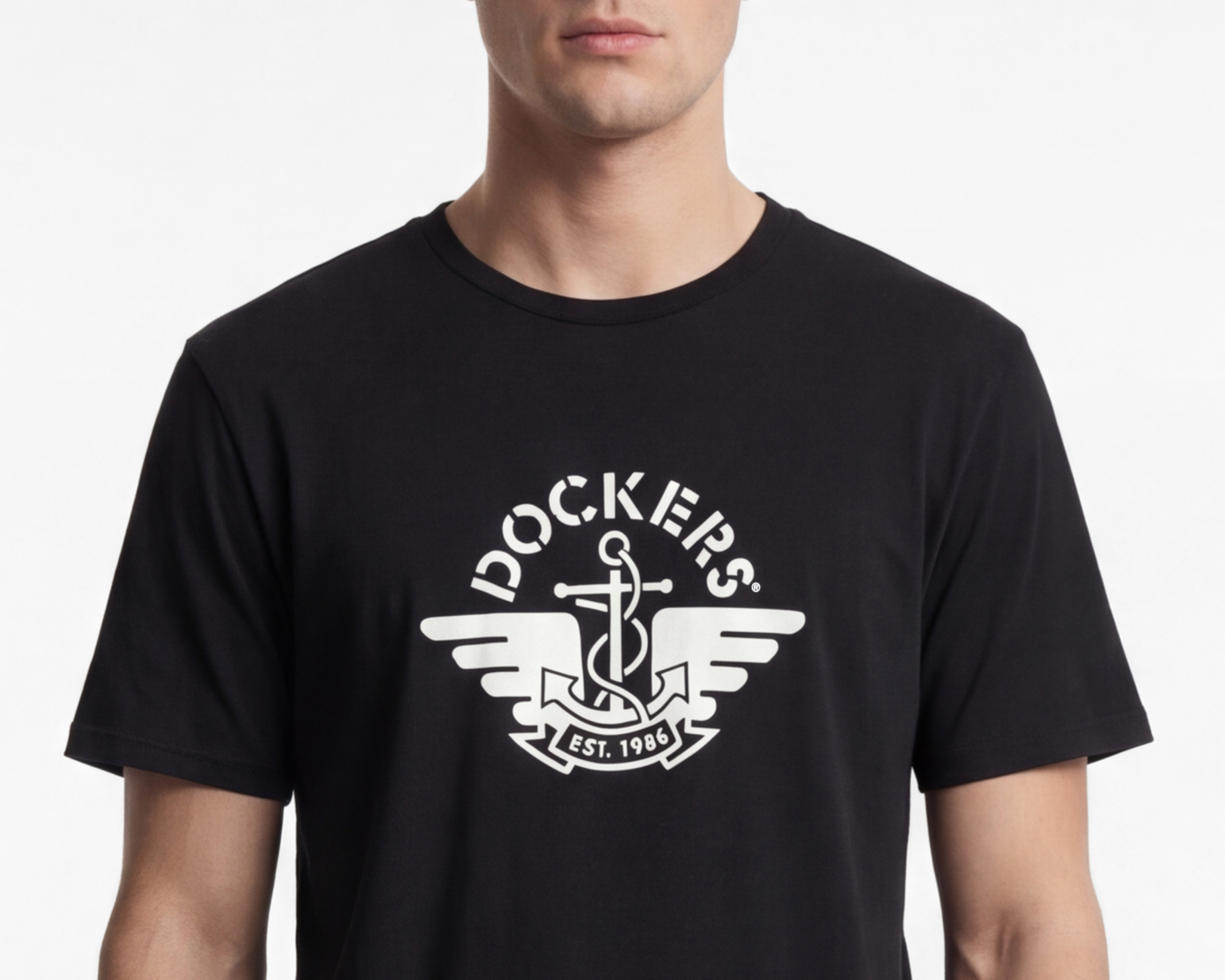 Foto 5 pulgar | Foto 4 | Playera de Cuello Redondo Negra Dockers para Hombre