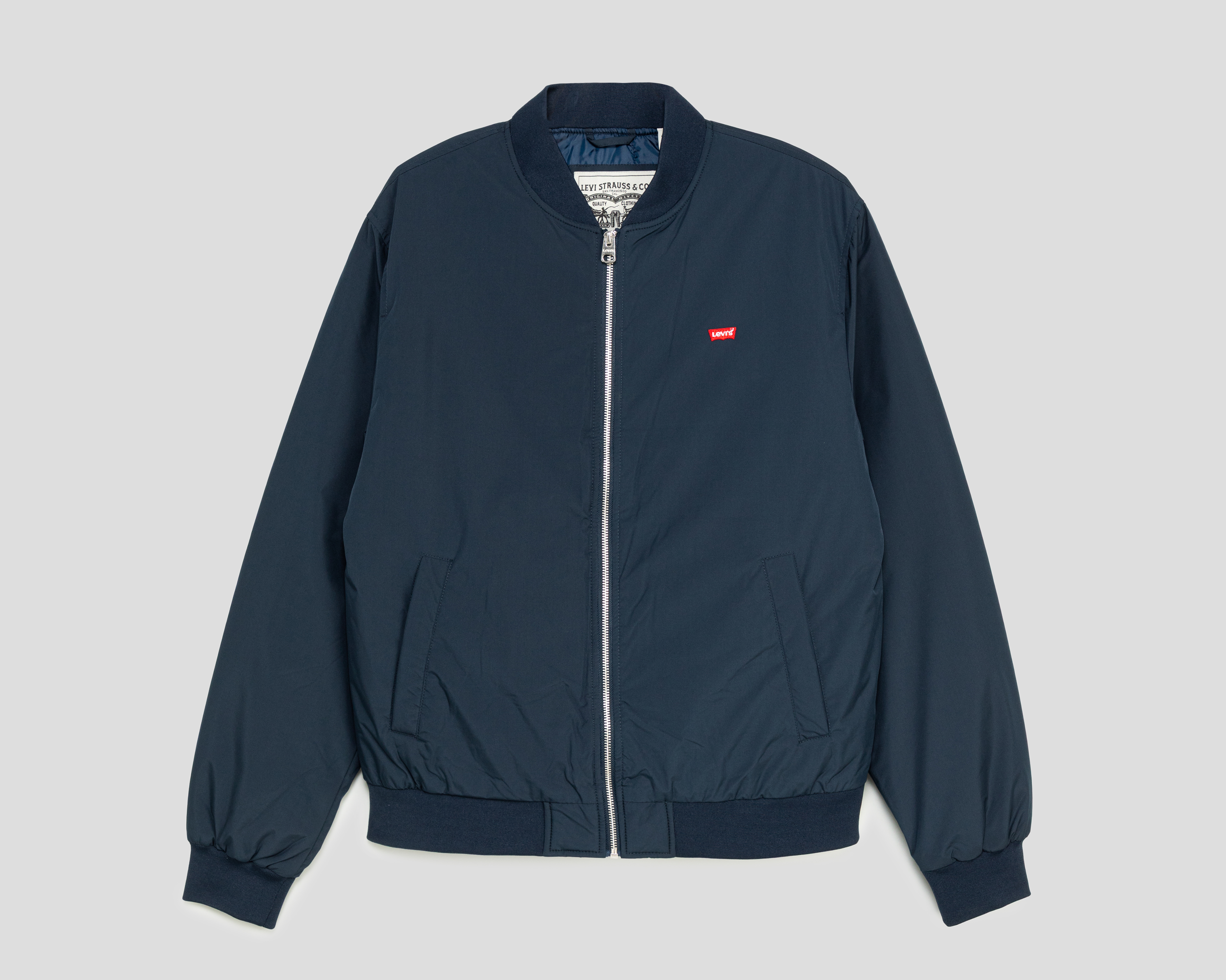 Foto 2 pulgar | Foto 1 | Chamarra Bomber Levi's para Hombre