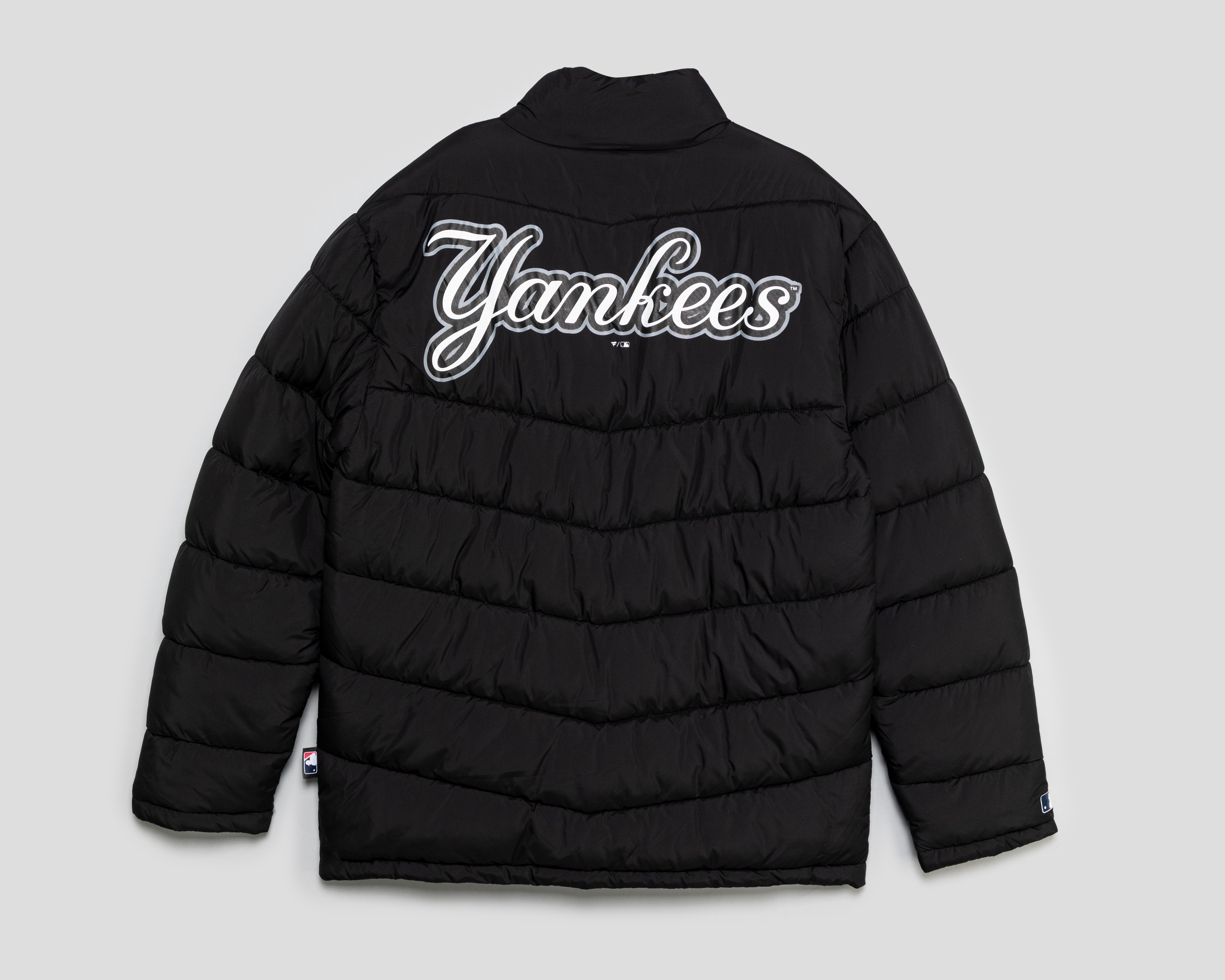 Foto 3 pulgar | Foto 2 | Chamarra MLB New York Yankees para Hombre