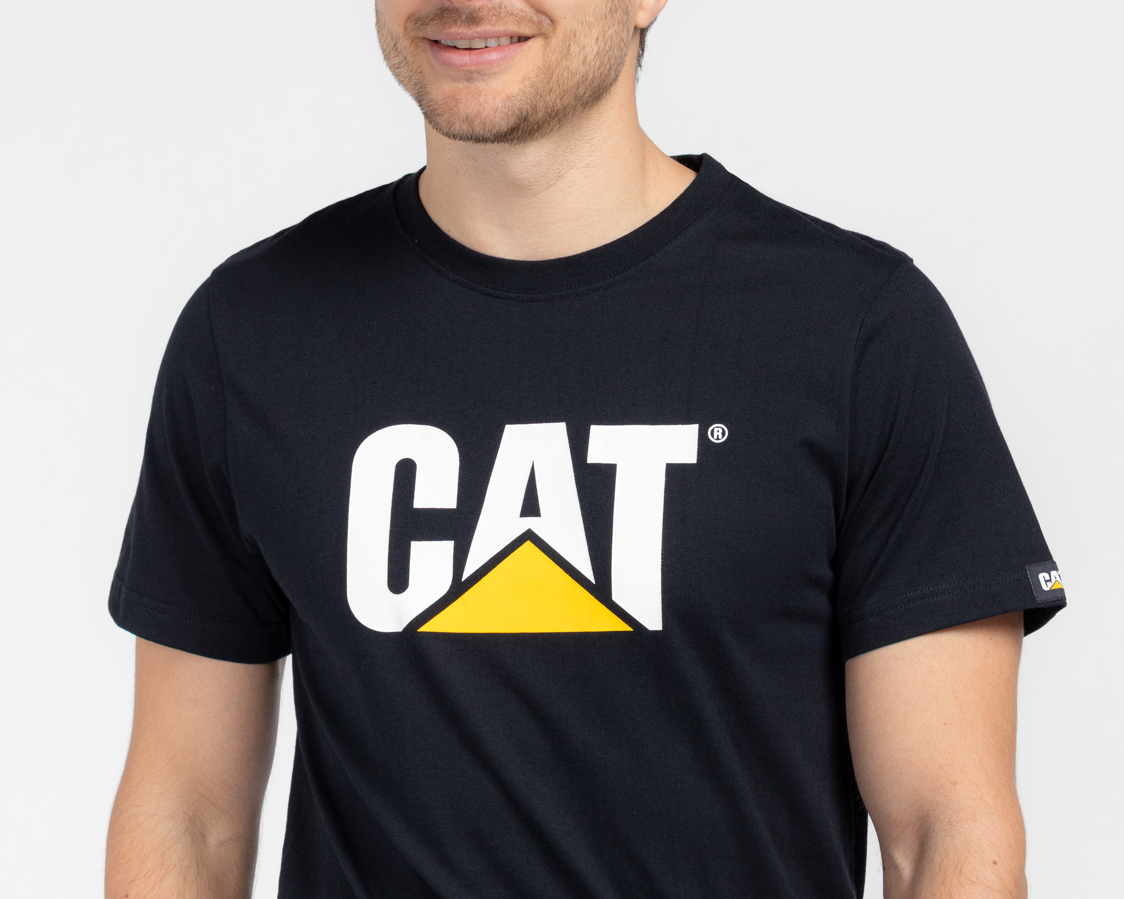 Foto 4 pulgar | Foto 3 | Playera de Cuello Redondo Negra CAT para Hombre