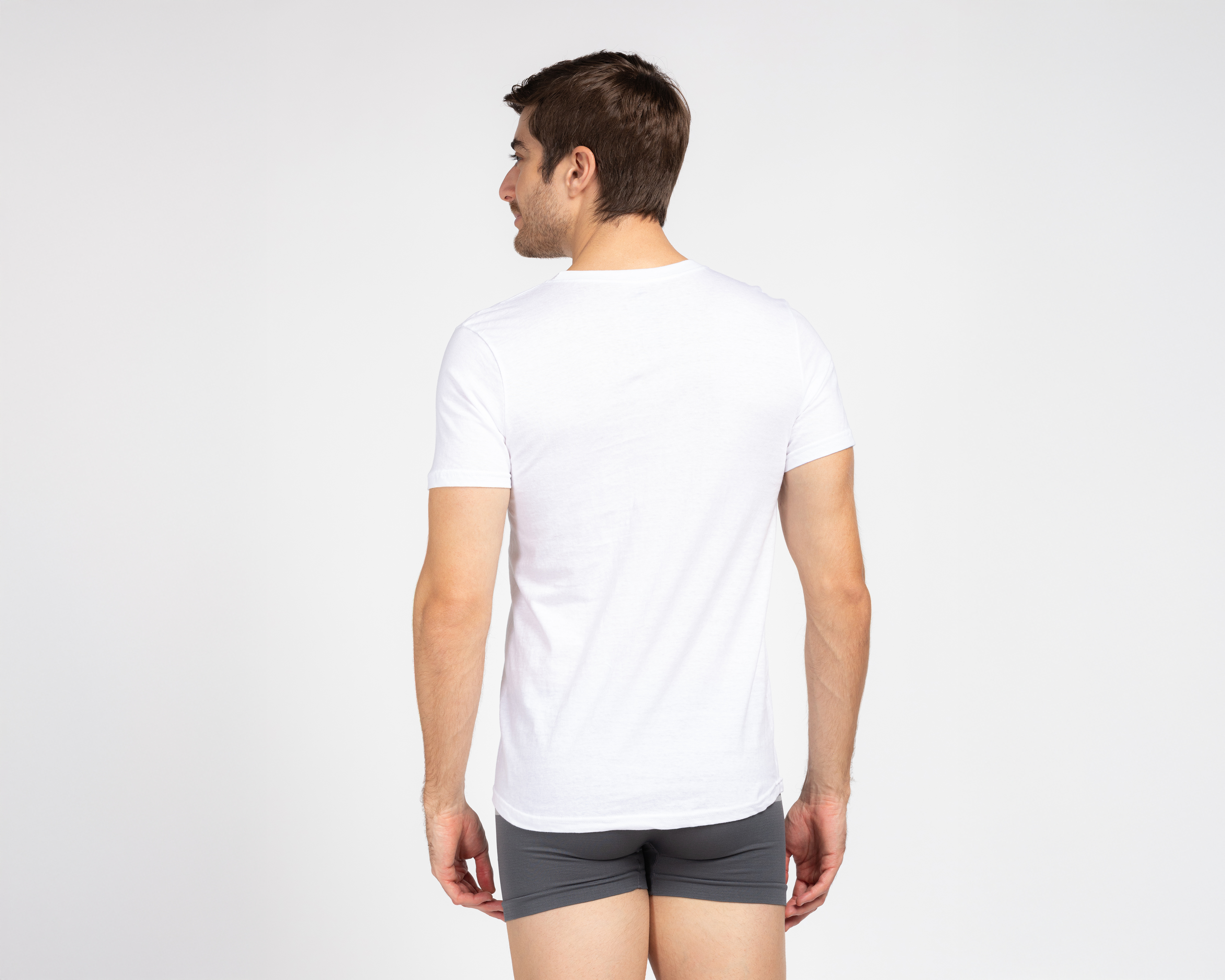 Foto 4 pulgar | Foto 3 | Playera Interior Cuello Redondo Polo Union Club para Hombre 4 Piezas