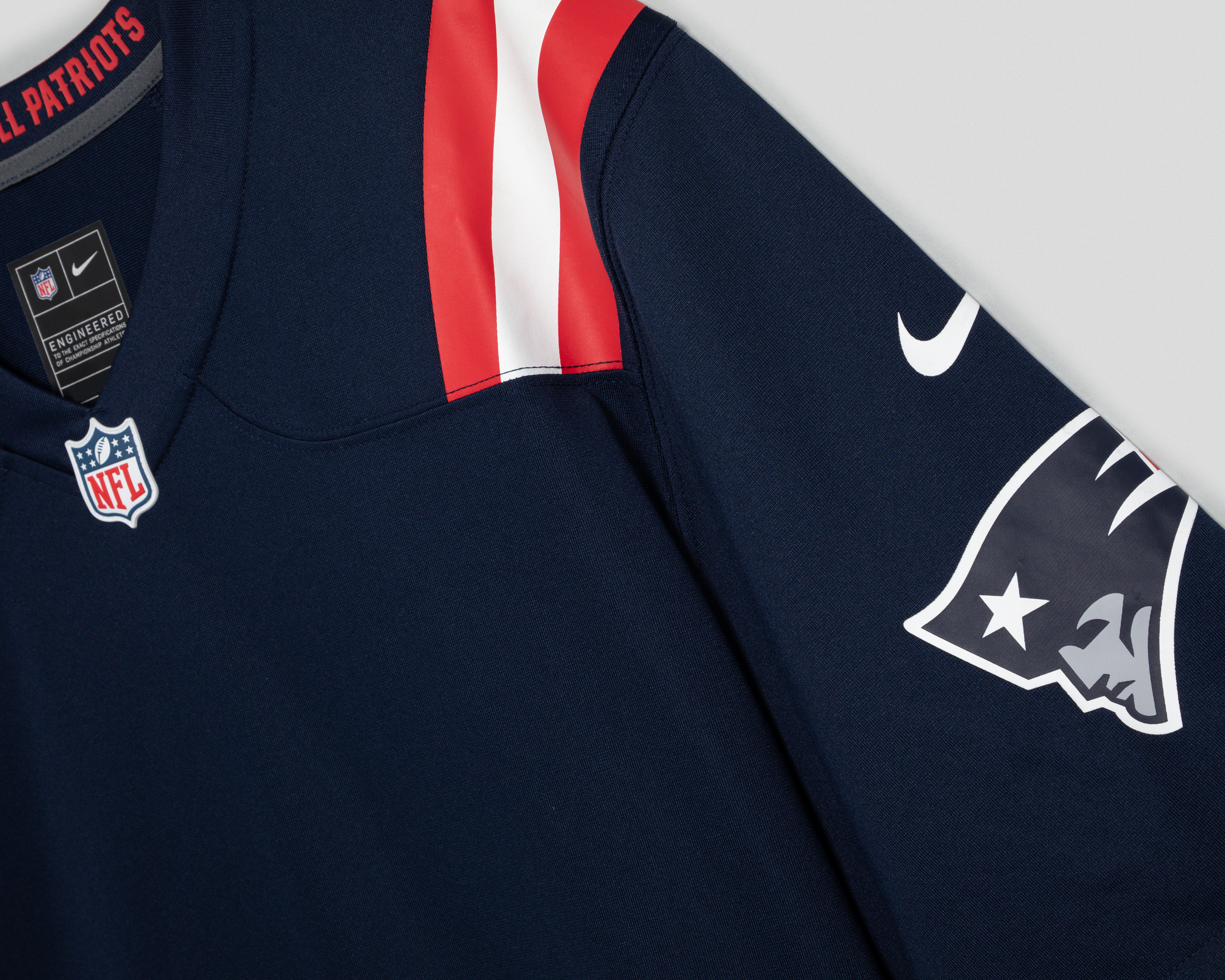 Foto 4 pulgar | Foto 3 | Playera Deportiva NFL para Hombre