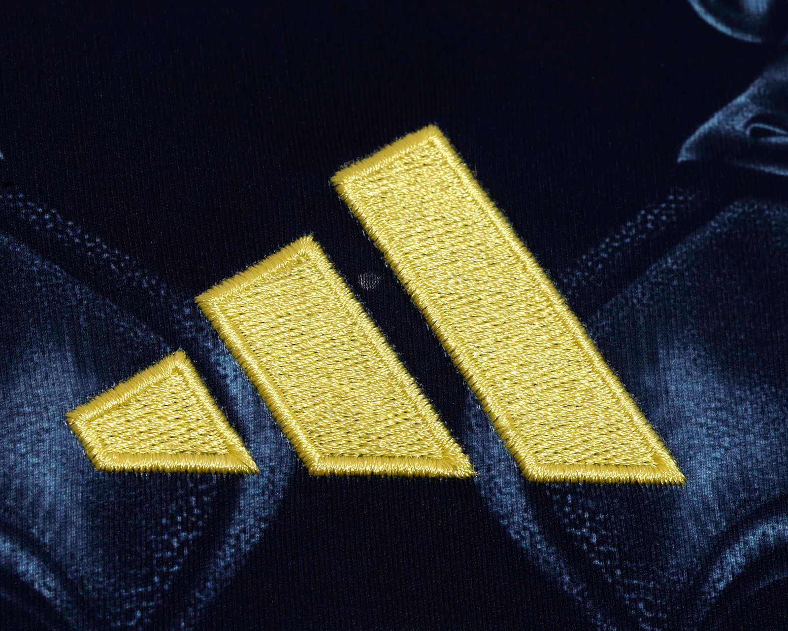 Foto 5 pulgar | Foto 4 | Jersey Adidas América Visitante 2025 para Hombre