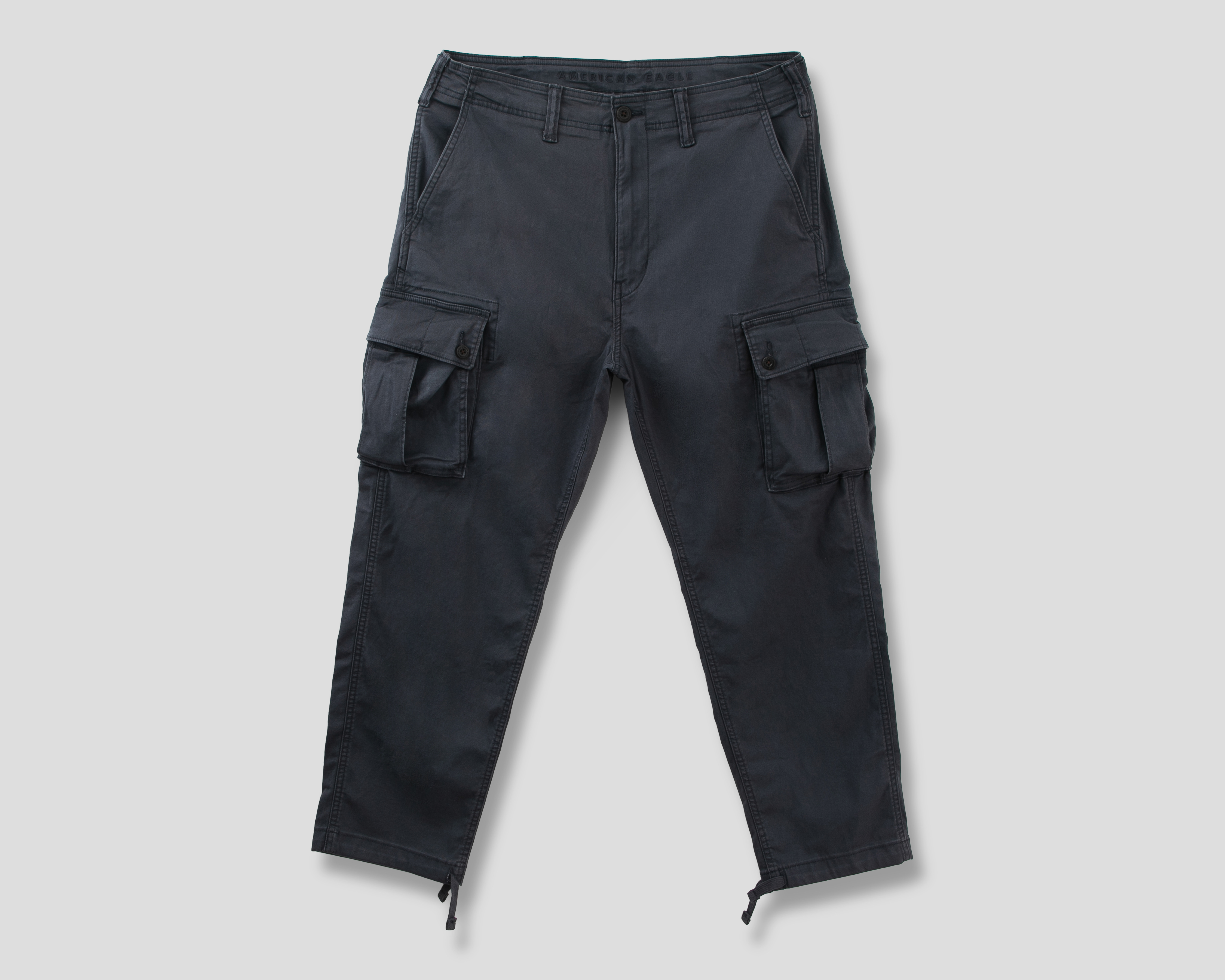 Foto 2 pulgar | Foto 1 | Pantalón Cargo American Eagle Azul Marino para Hombre