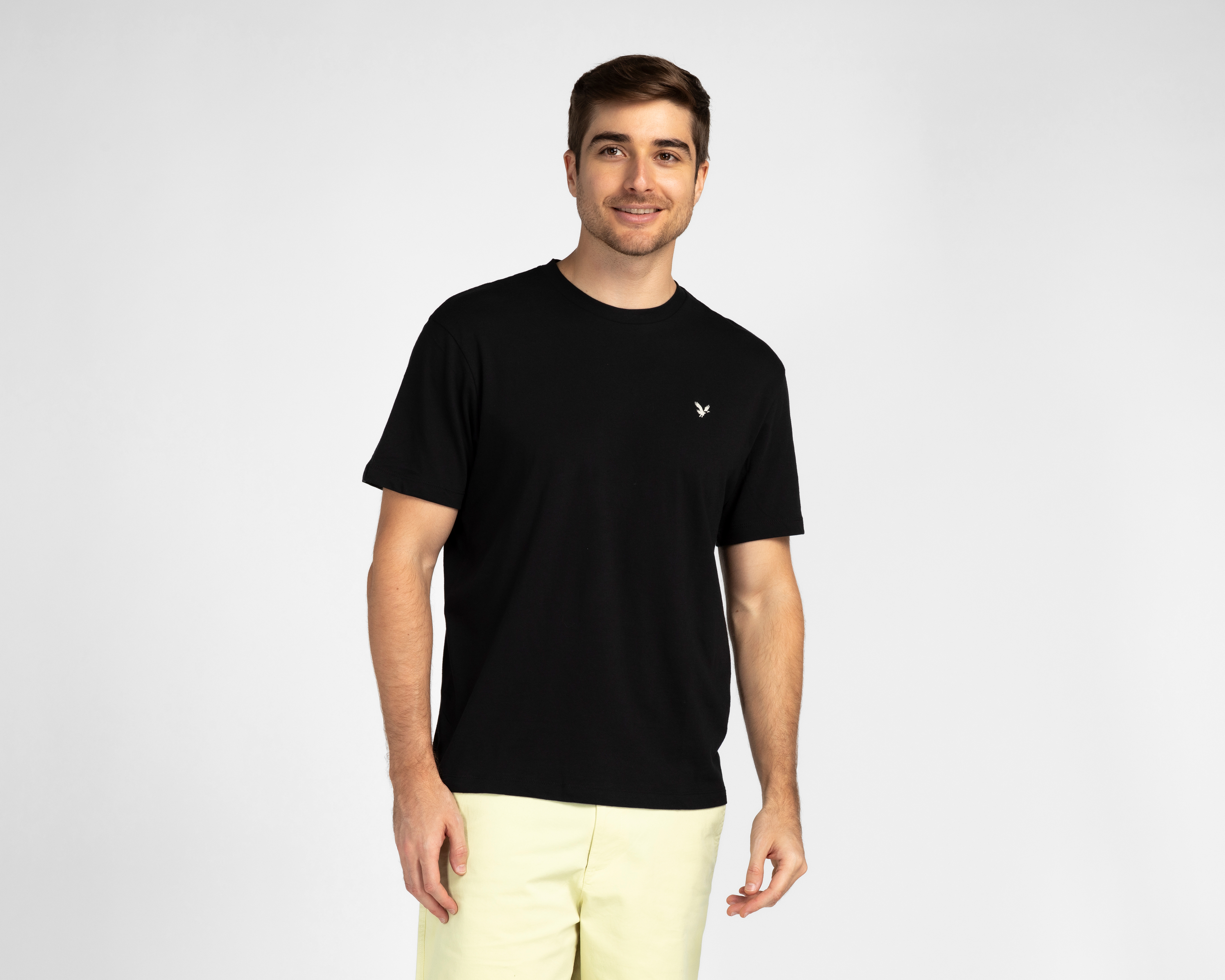 Foto 2 pulgar | Foto 1 | Playera de Cuello Redondo Negra American Eagle para Hombre