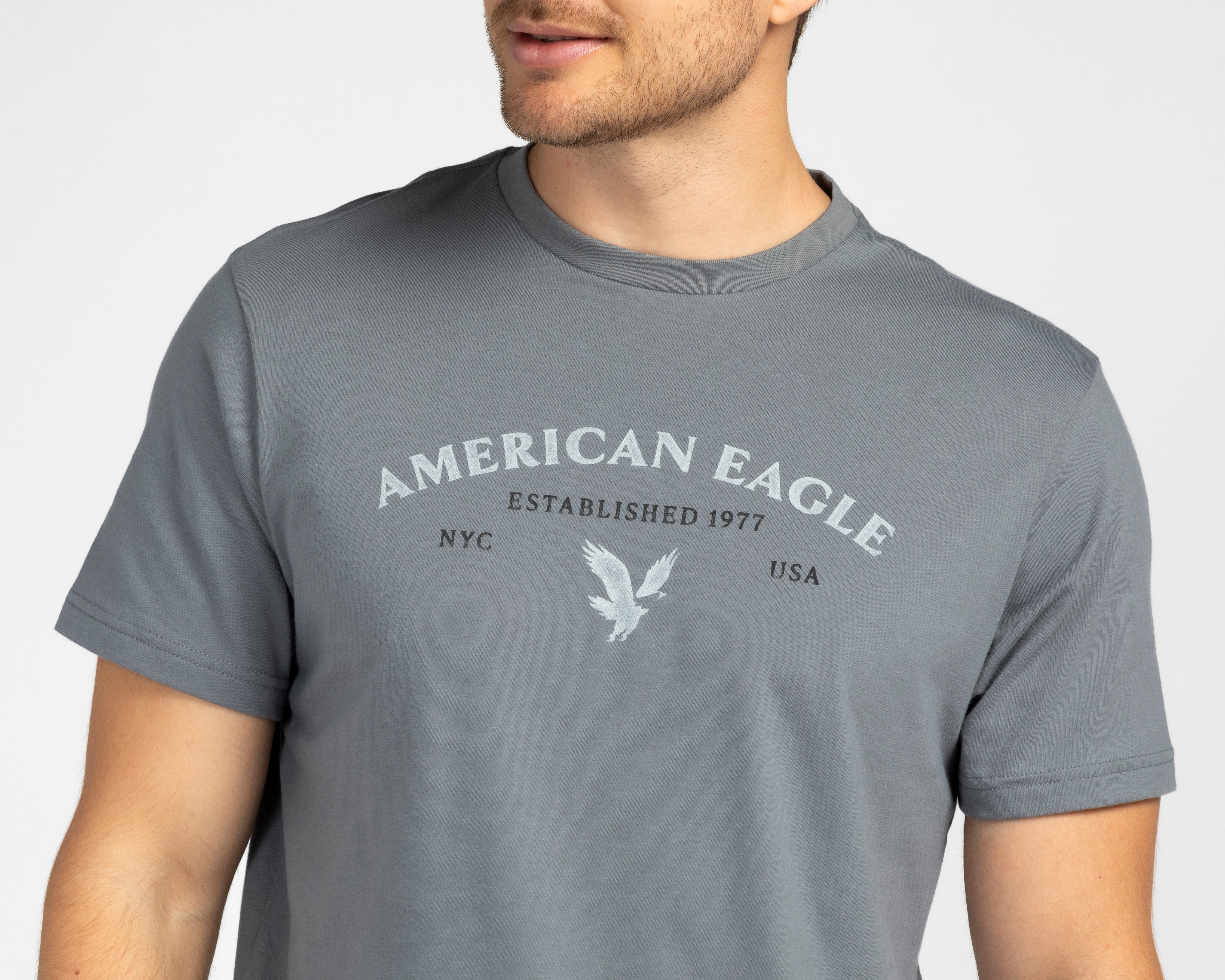 Foto 4 pulgar | Foto 3 | Playera Cuello Redondo Gris American Eagle para Hombre
