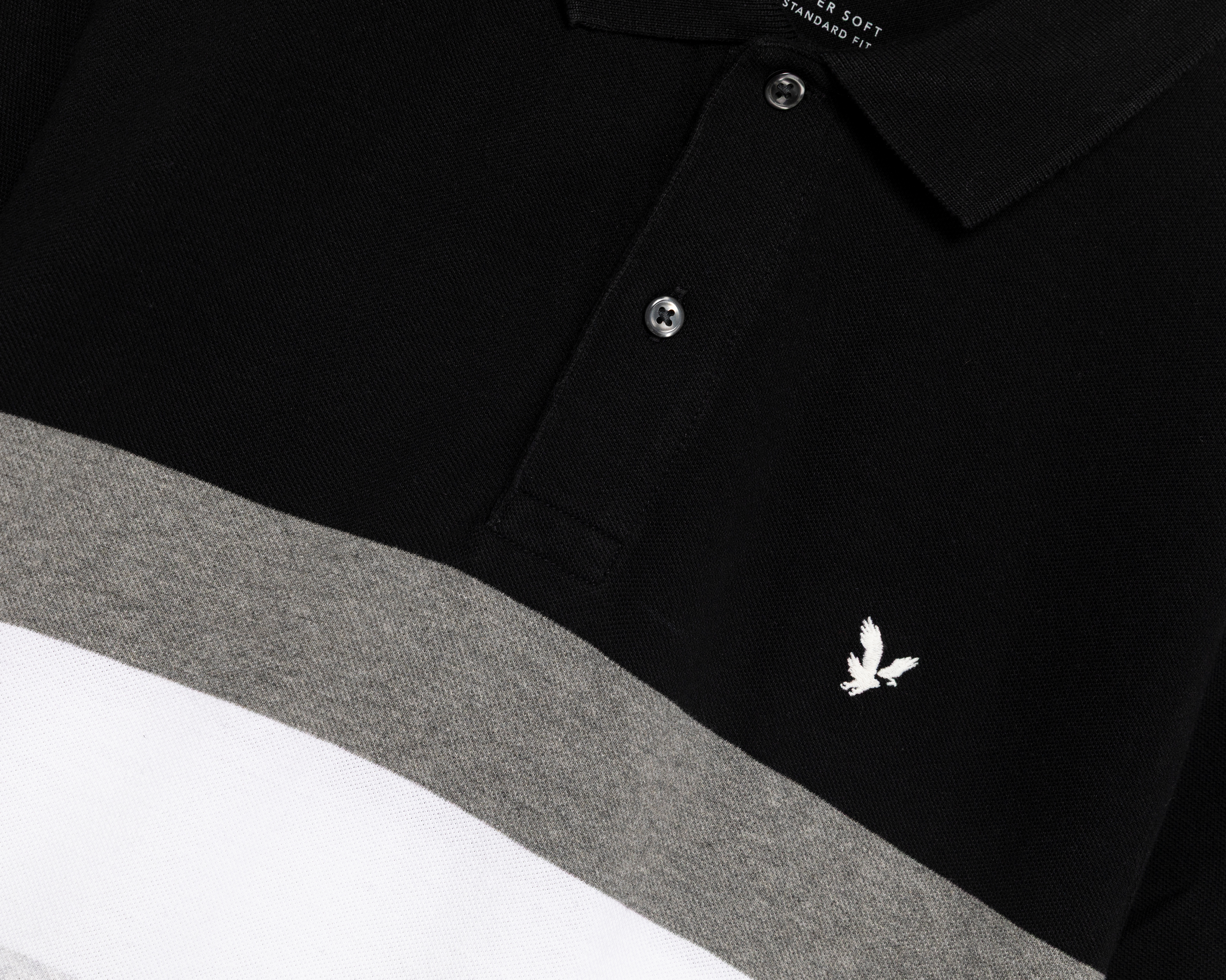 Foto 4 pulgar | Foto 3 | Playera Polo American Eagle Negra para Hombre