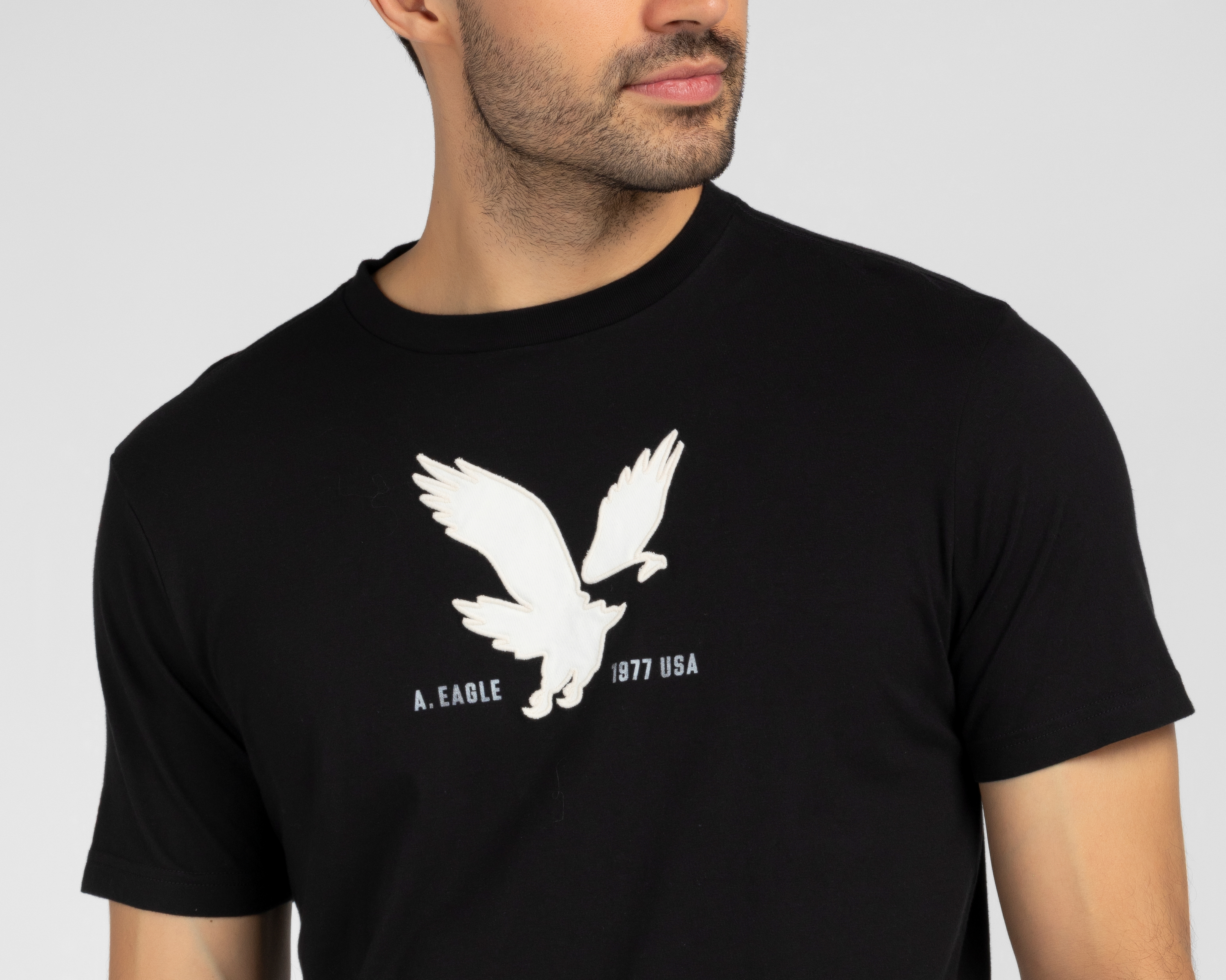 Foto 3 | Foto 3 | Playera de Cuello Redondo Negra American Eagle para Hombre