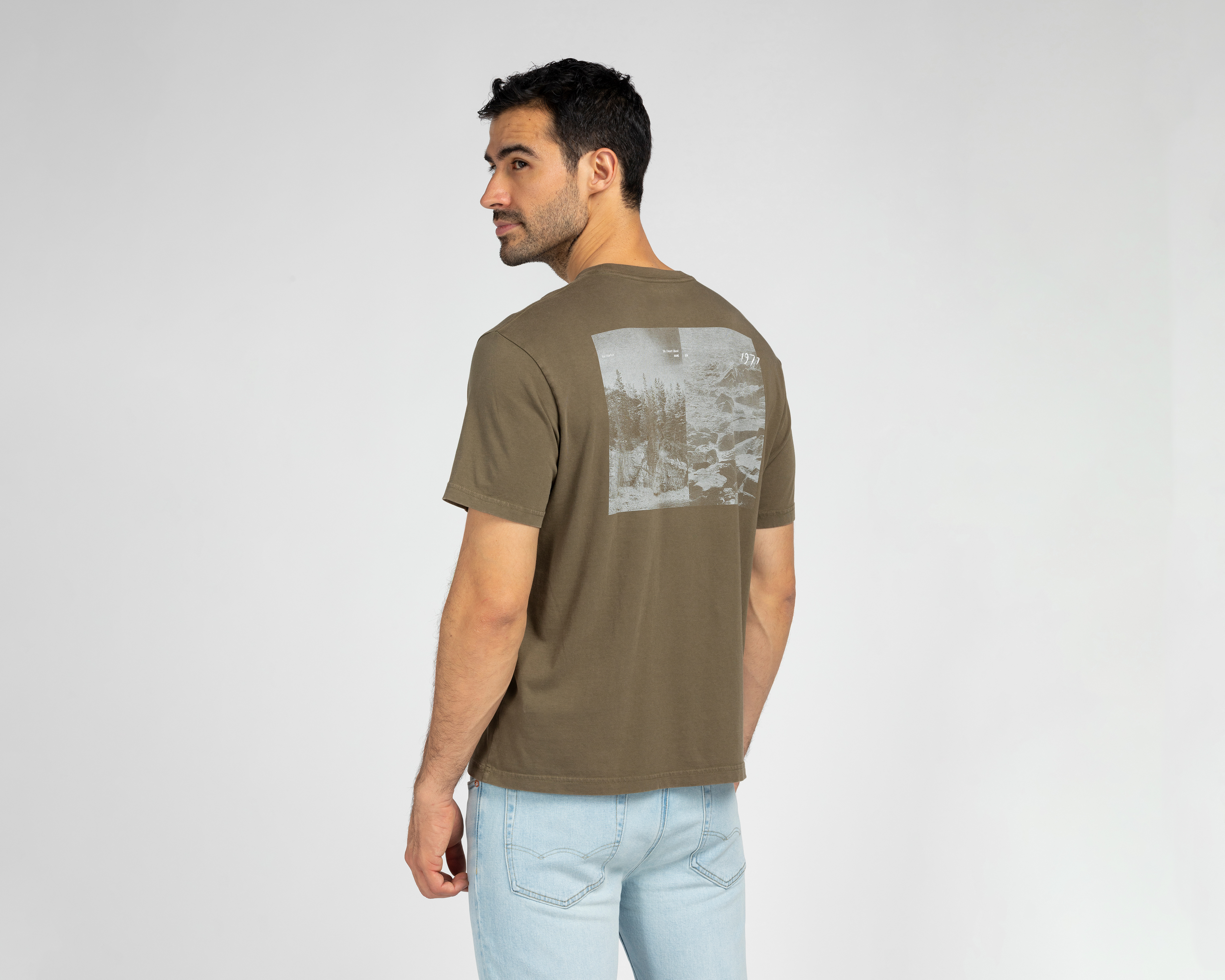 Foto 3 pulgar | Foto 2 | Playera de Cuello Redondo Verde American Eagle para Hombre