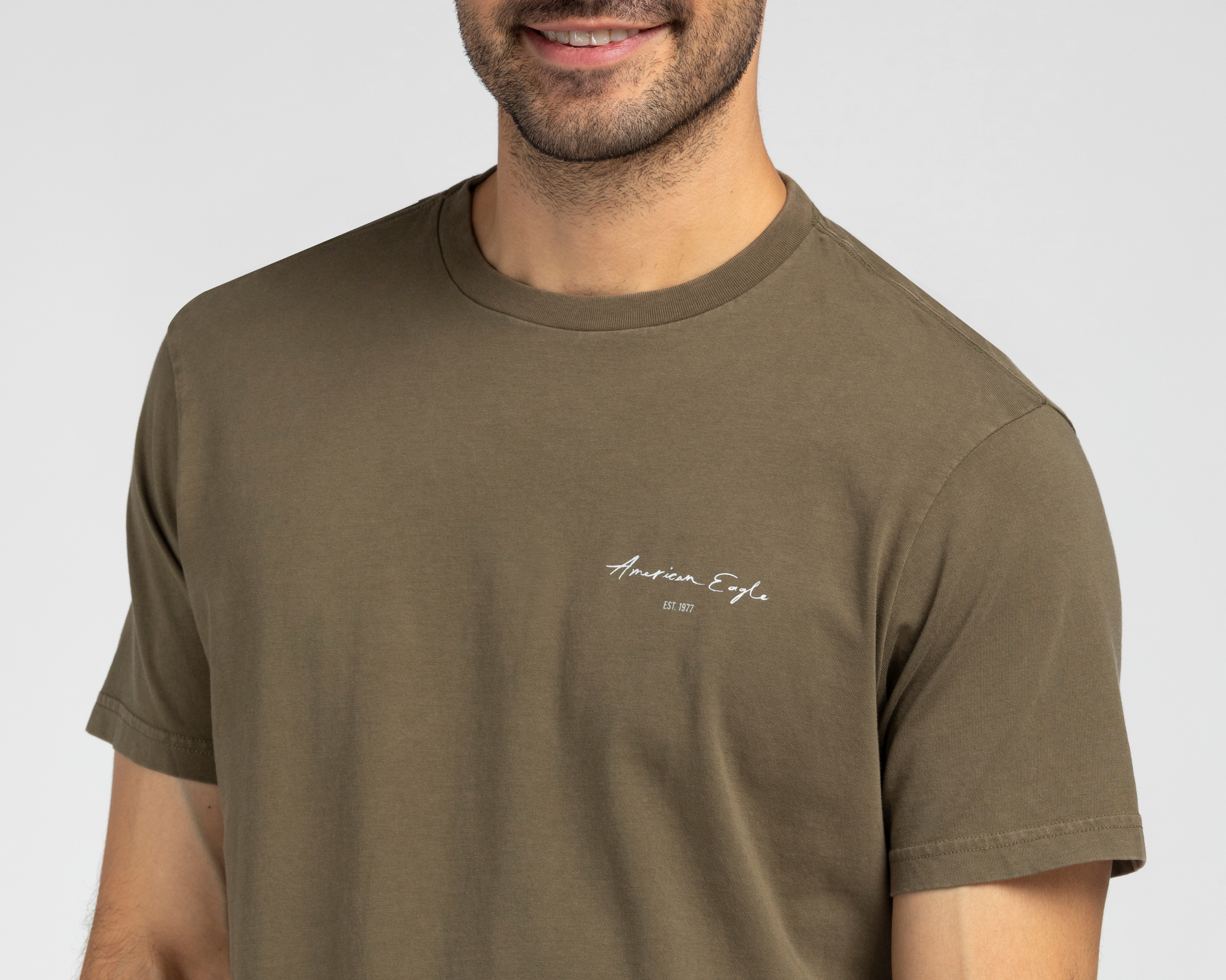 Foto 4 pulgar | Foto 3 | Playera de Cuello Redondo Verde American Eagle para Hombre