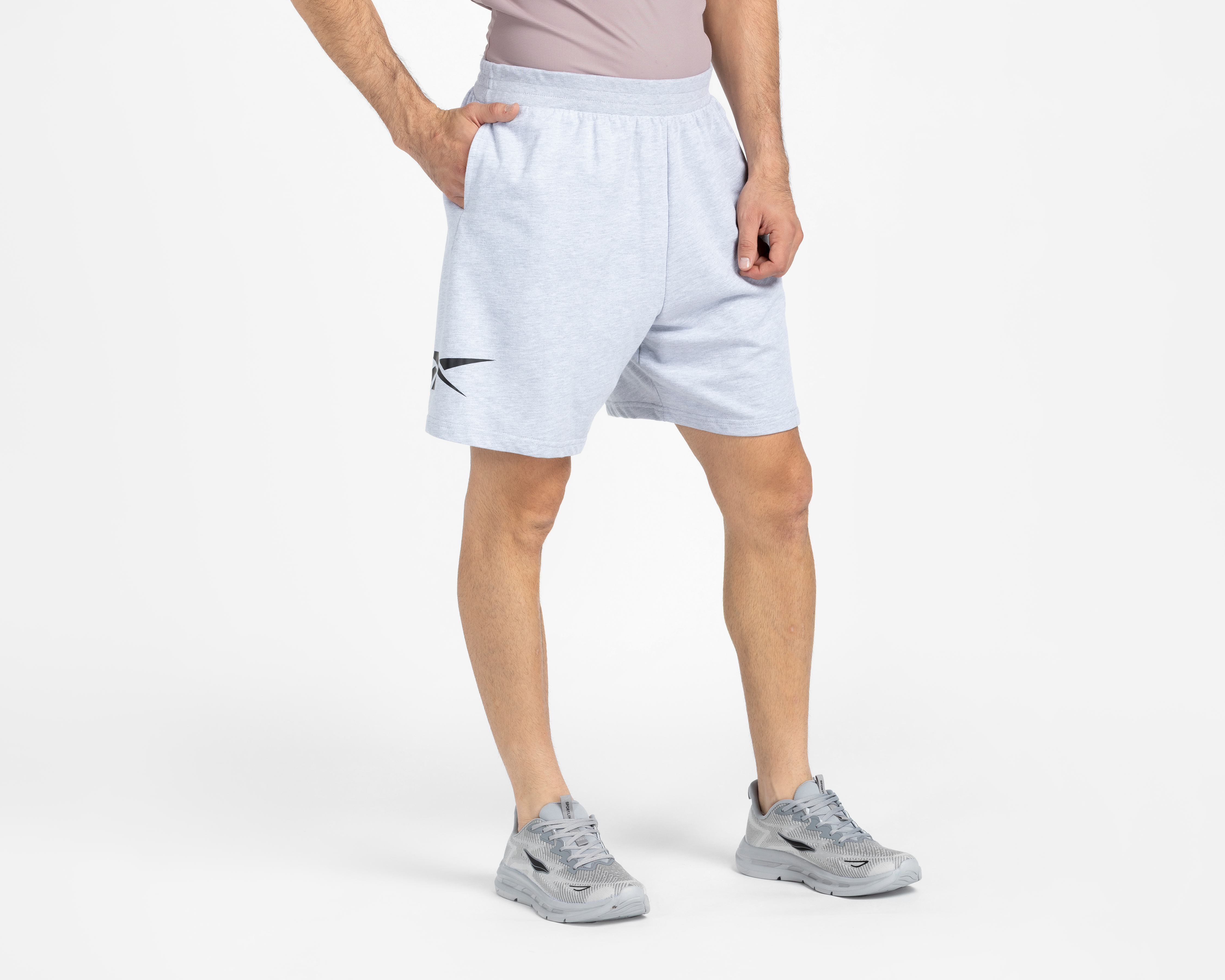 Foto 2 pulgar | Foto 1 | Short Deportivo Reebok para Hombre