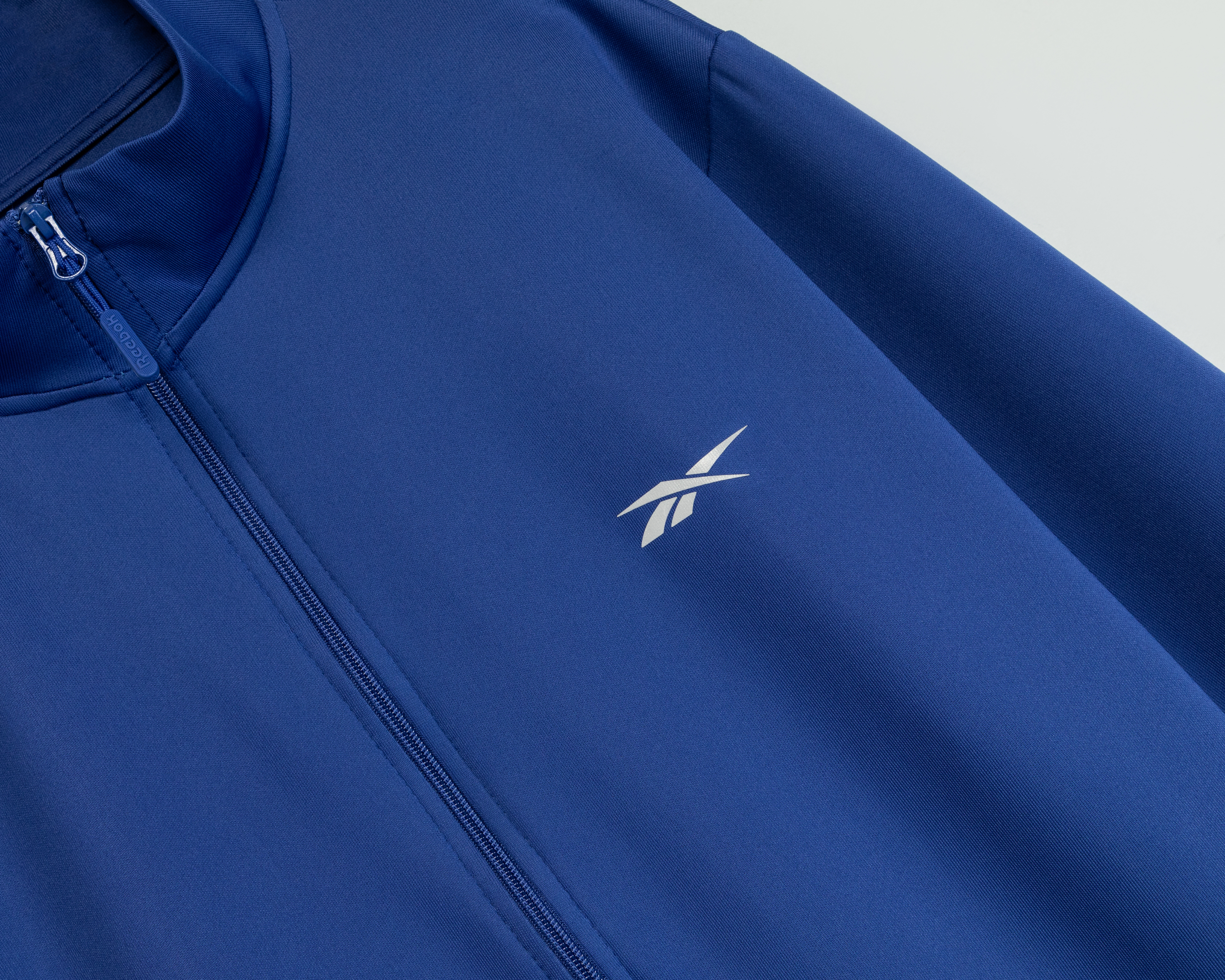 Foto 3 | Foto 3 | Conjunto Deportivo de Chamarra y Pants Reebok para Hombre