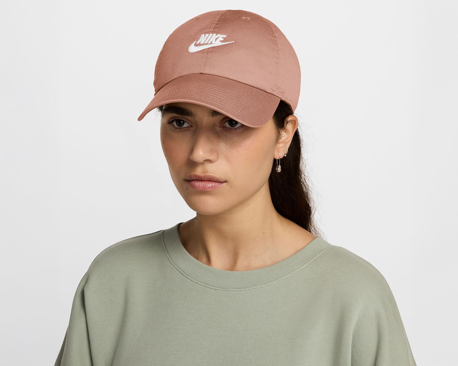 Foto 2 pulgar | Foto 1 | Gorra Curva Nike Club Unisex