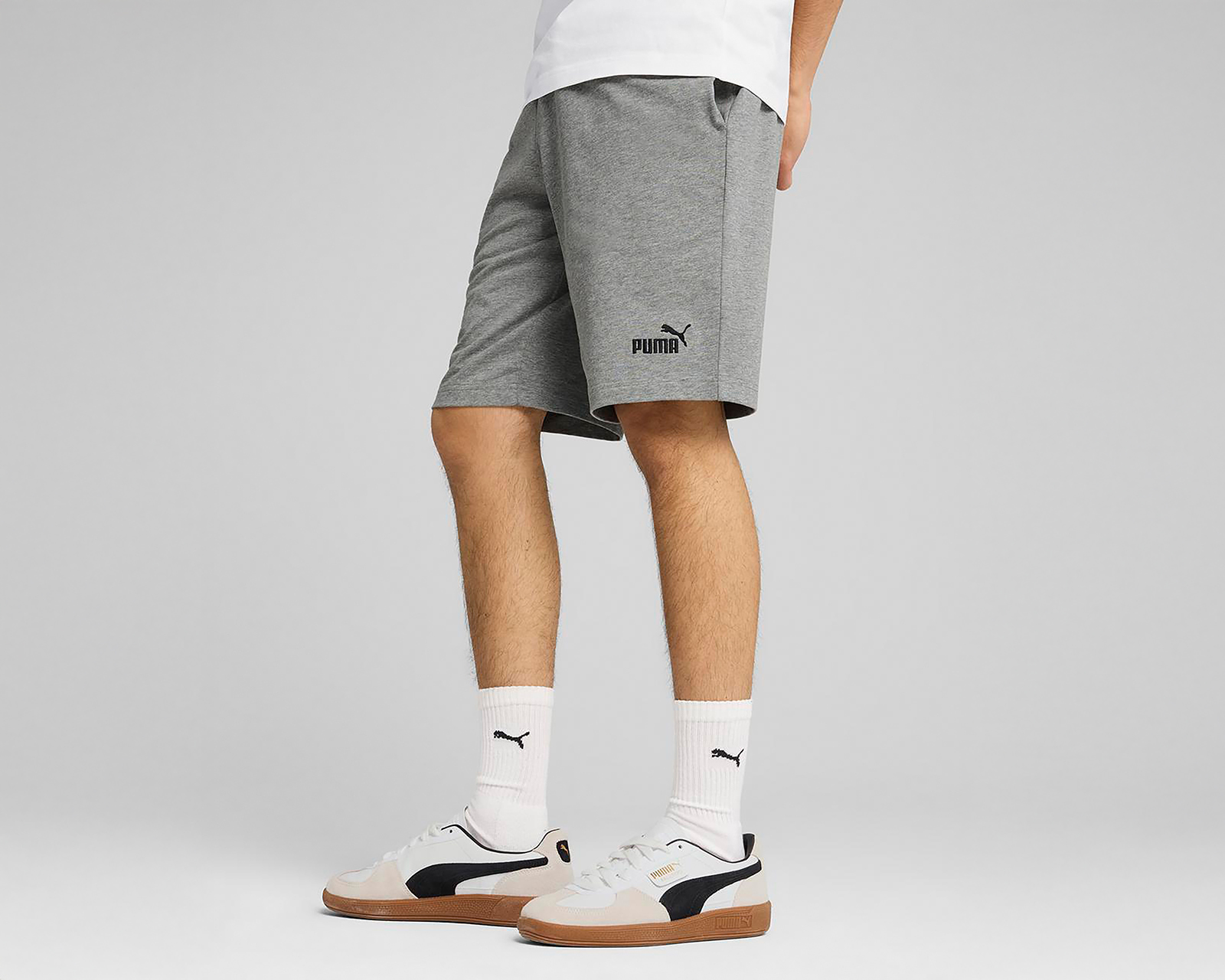 Foto 2 pulgar | Foto 1 | Short Deportivo Puma Essentials para Hombre