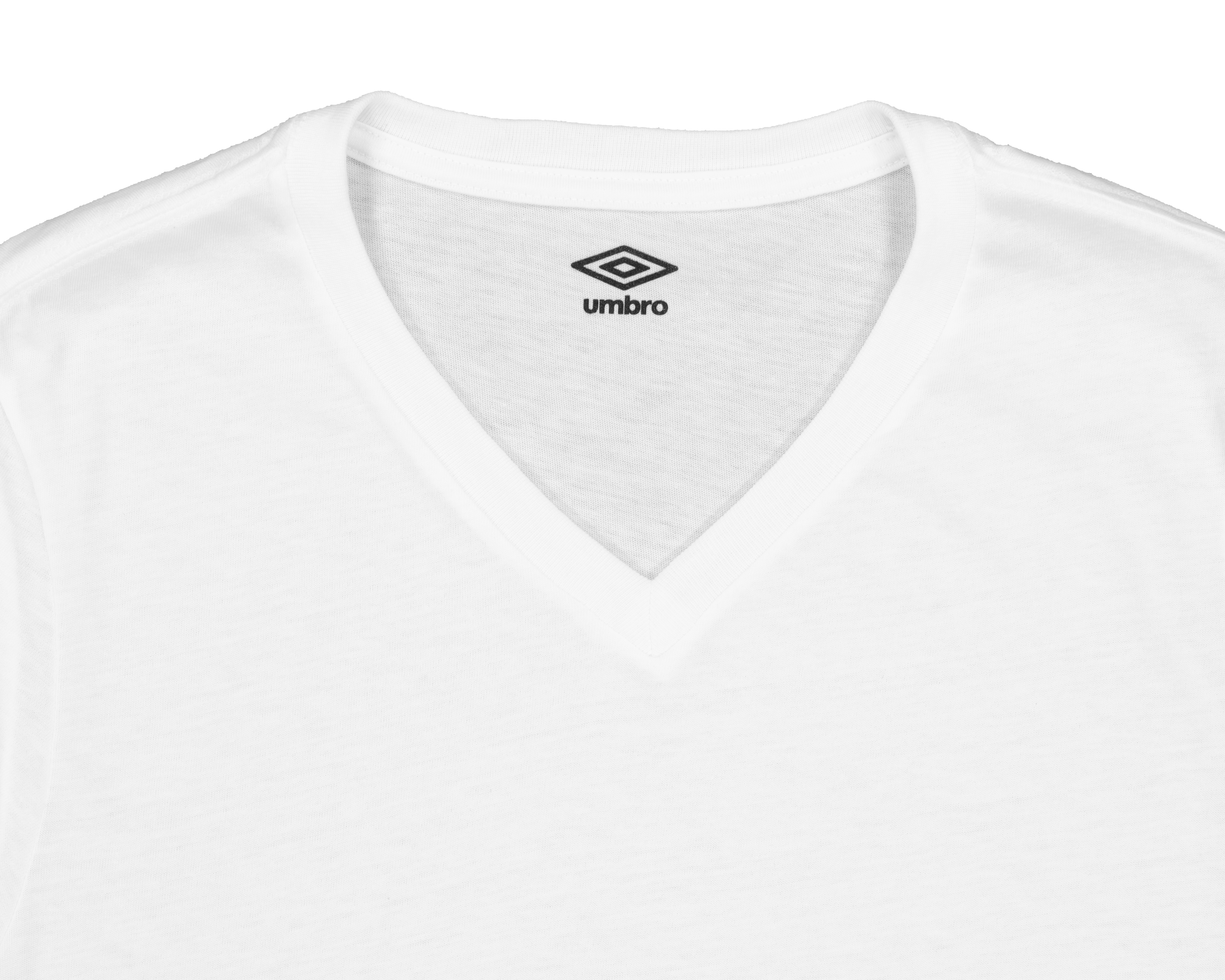 Foto 5 pulgar | Foto 4 | Playera Interior Cuello V Umbro para Hombre 3 Piezas