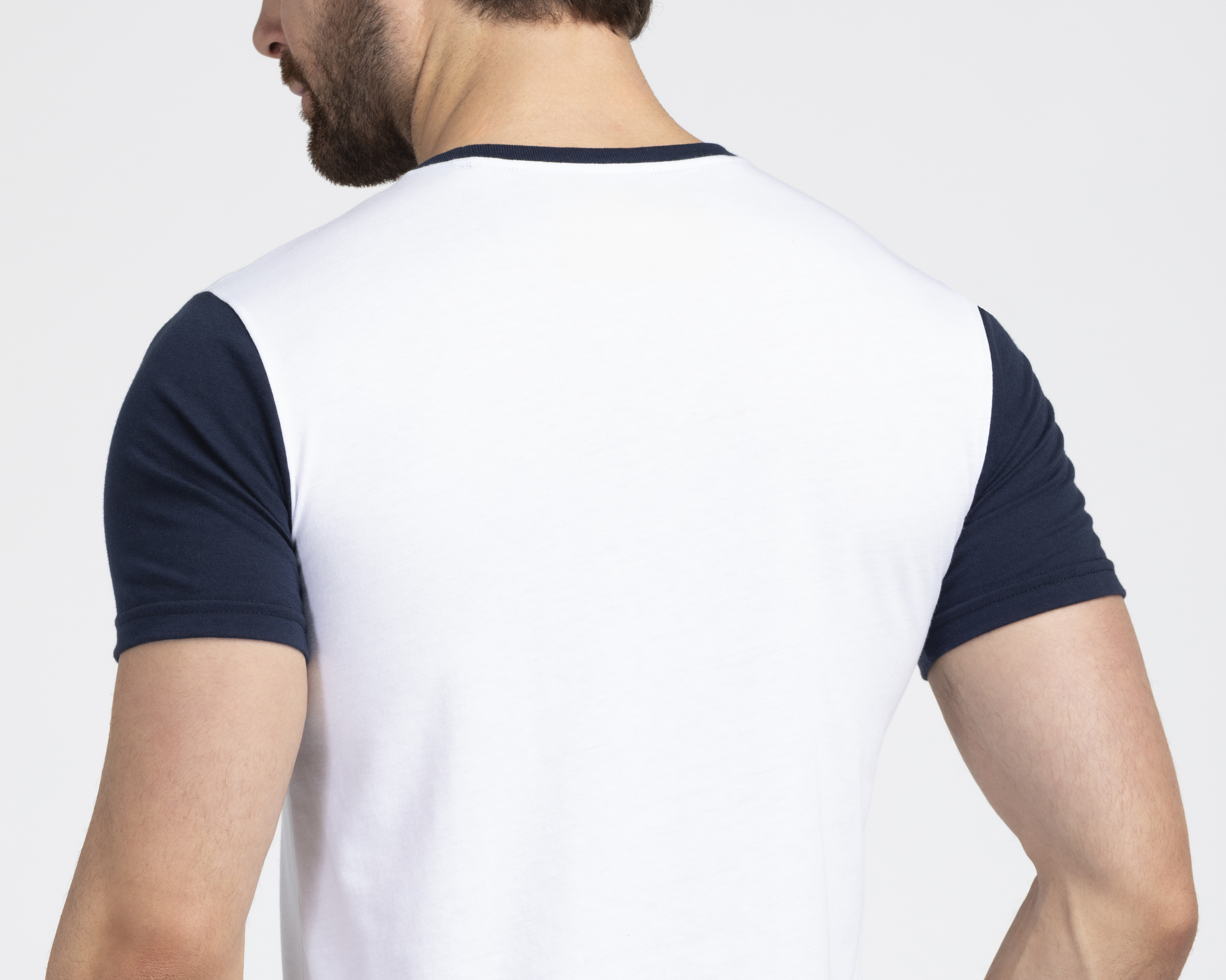 Foto 6 pulgar | Foto 5 | Playera de Cuello Redondo Blanco y Azul Refill para Hombre