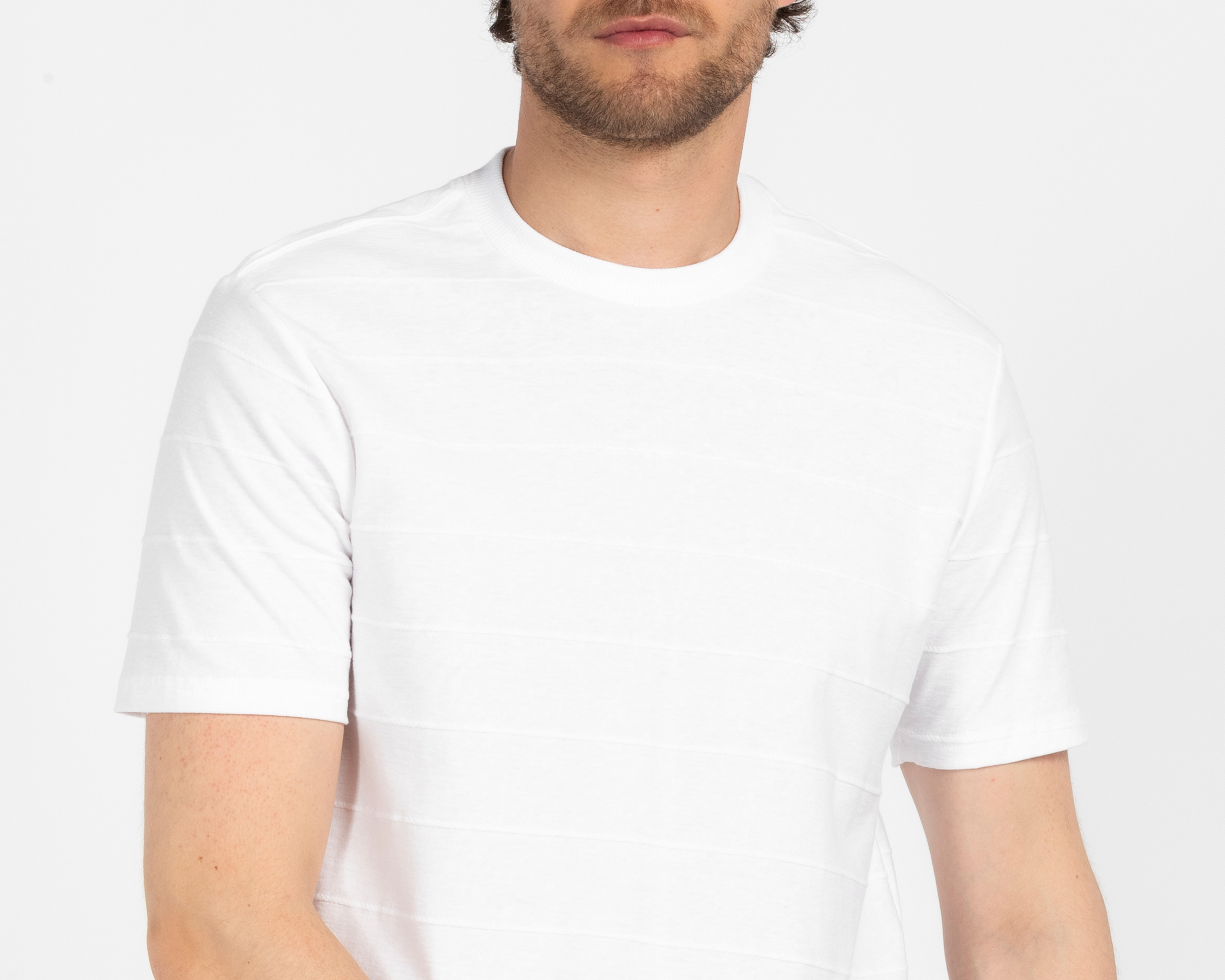 Foto 5 pulgar | Foto 4 | Playera de Cuello Redondo Blanca Refill para Hombre