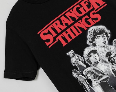 Foto 3 | Foto 3 | Playera Cuello Redondo Negra Stranger Things para Hombre