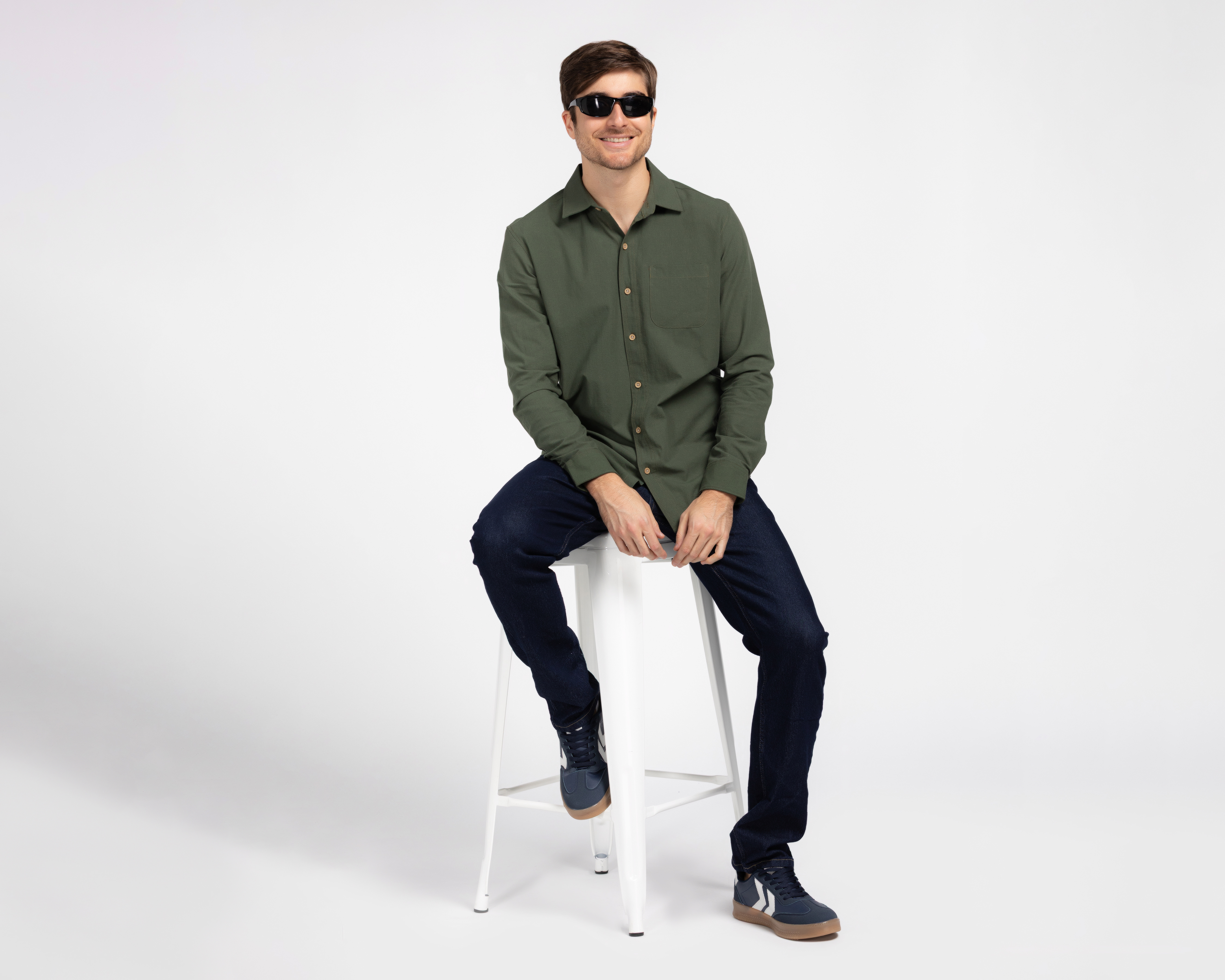 Foto 3 pulgar | Foto 2 | Camisa Refill Regular Lisa para Hombre