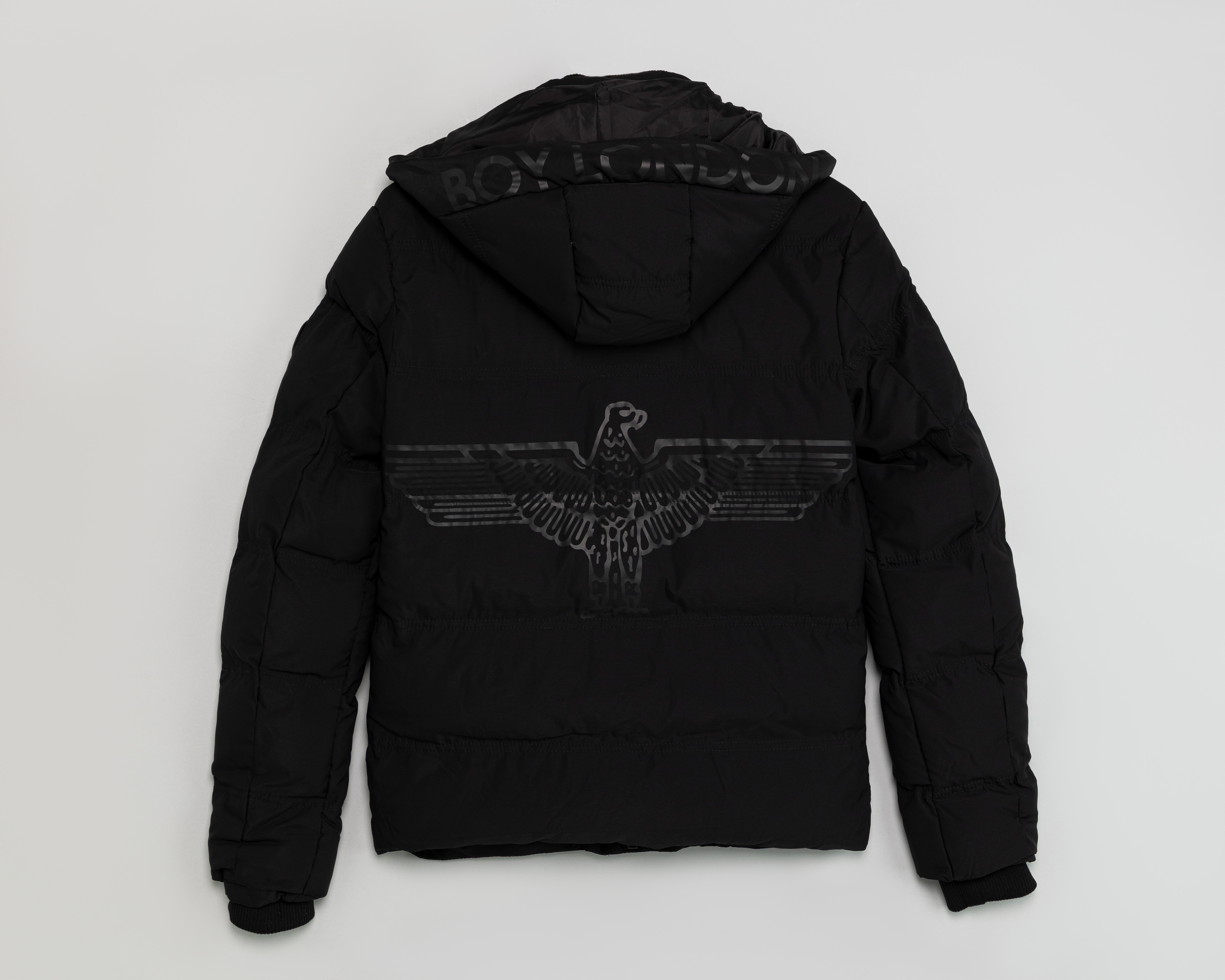 Foto 3 pulgar | Foto 2 | Chamarra con Capucha Boy London para Hombre