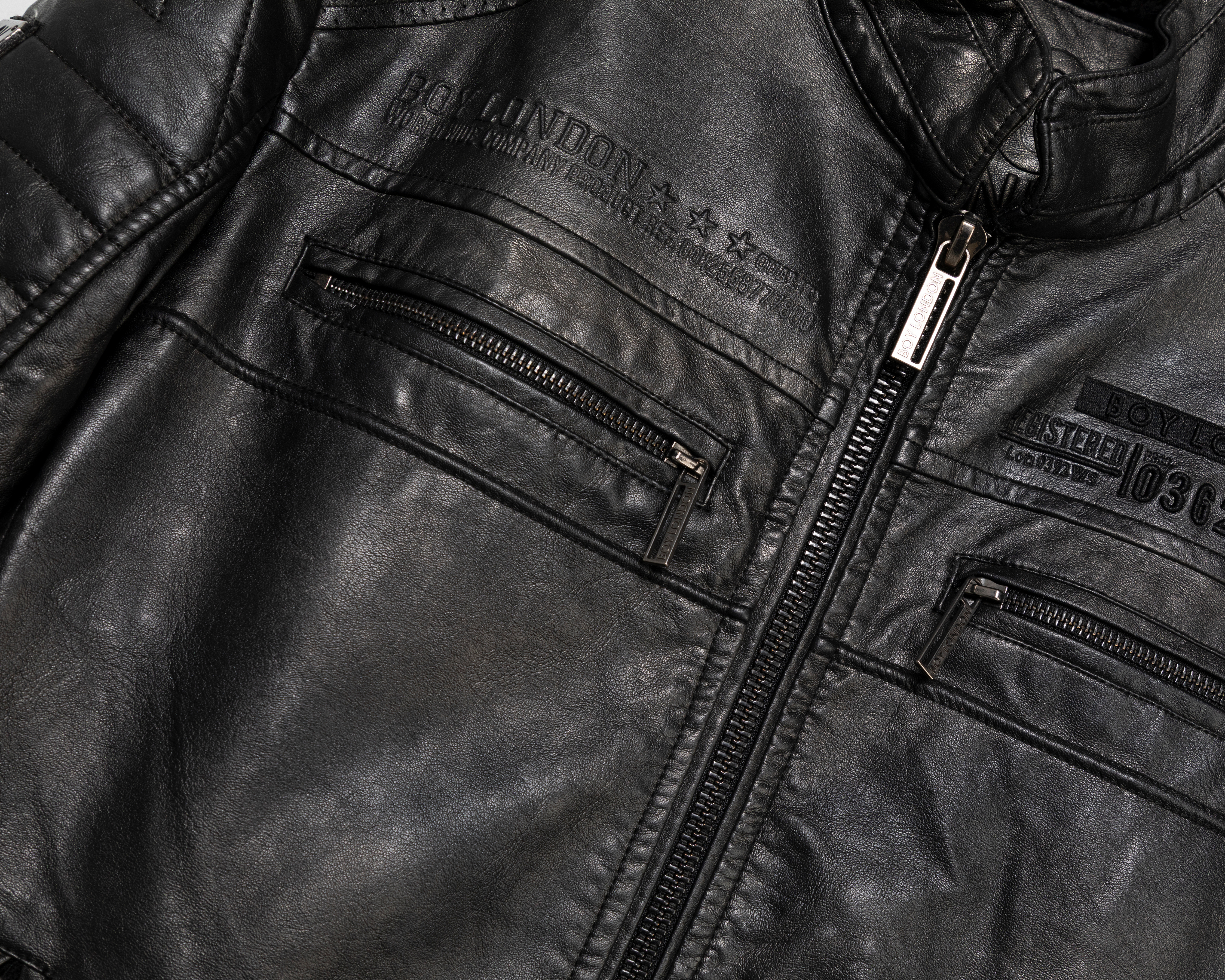 Foto 3 | Foto 3 | Chamarra Cuello Alto Boy London para Hombre