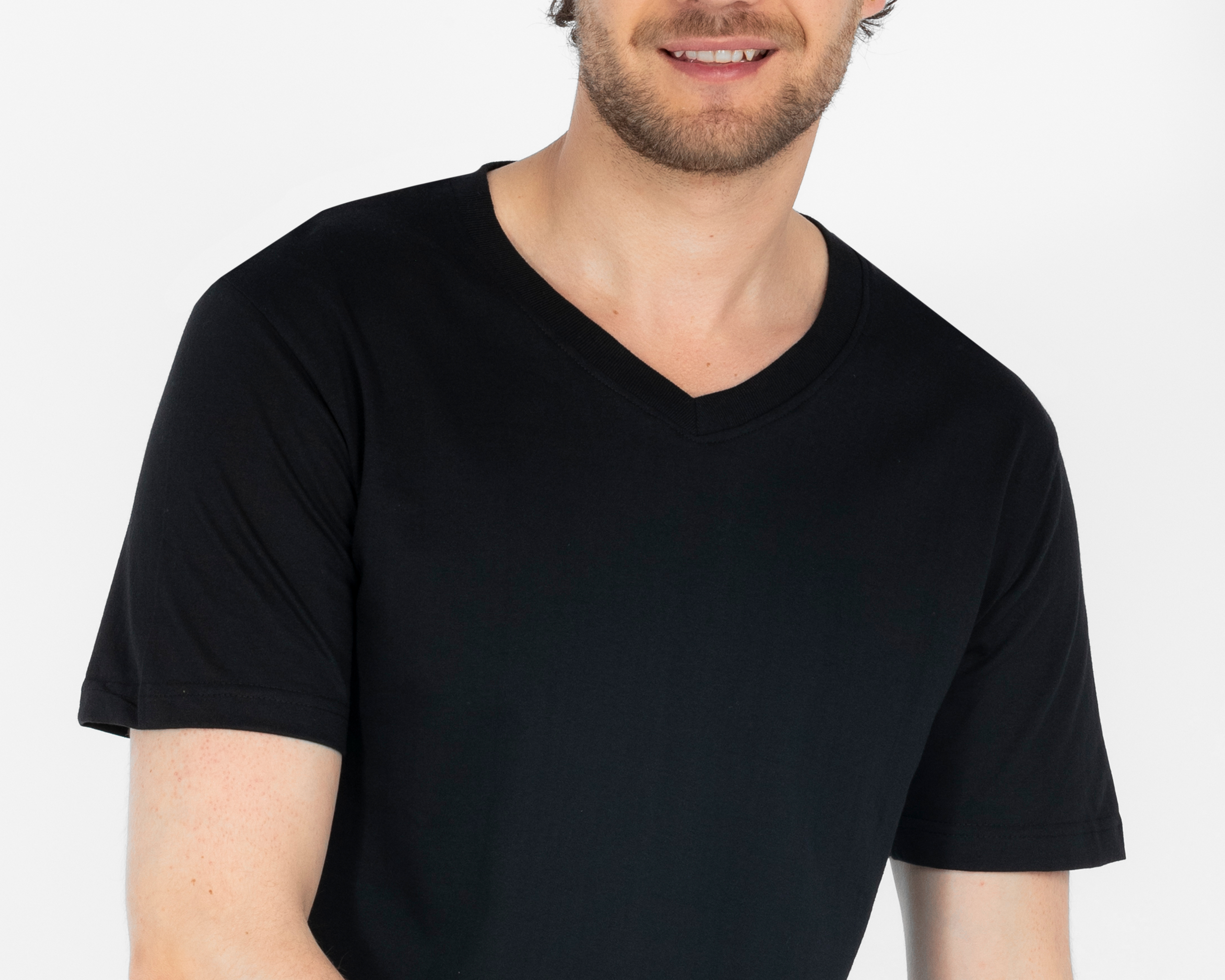 Foto 5 pulgar | Foto 4 | Playera Interior Cuello V Polo Union Club para Hombre 3 Piezas