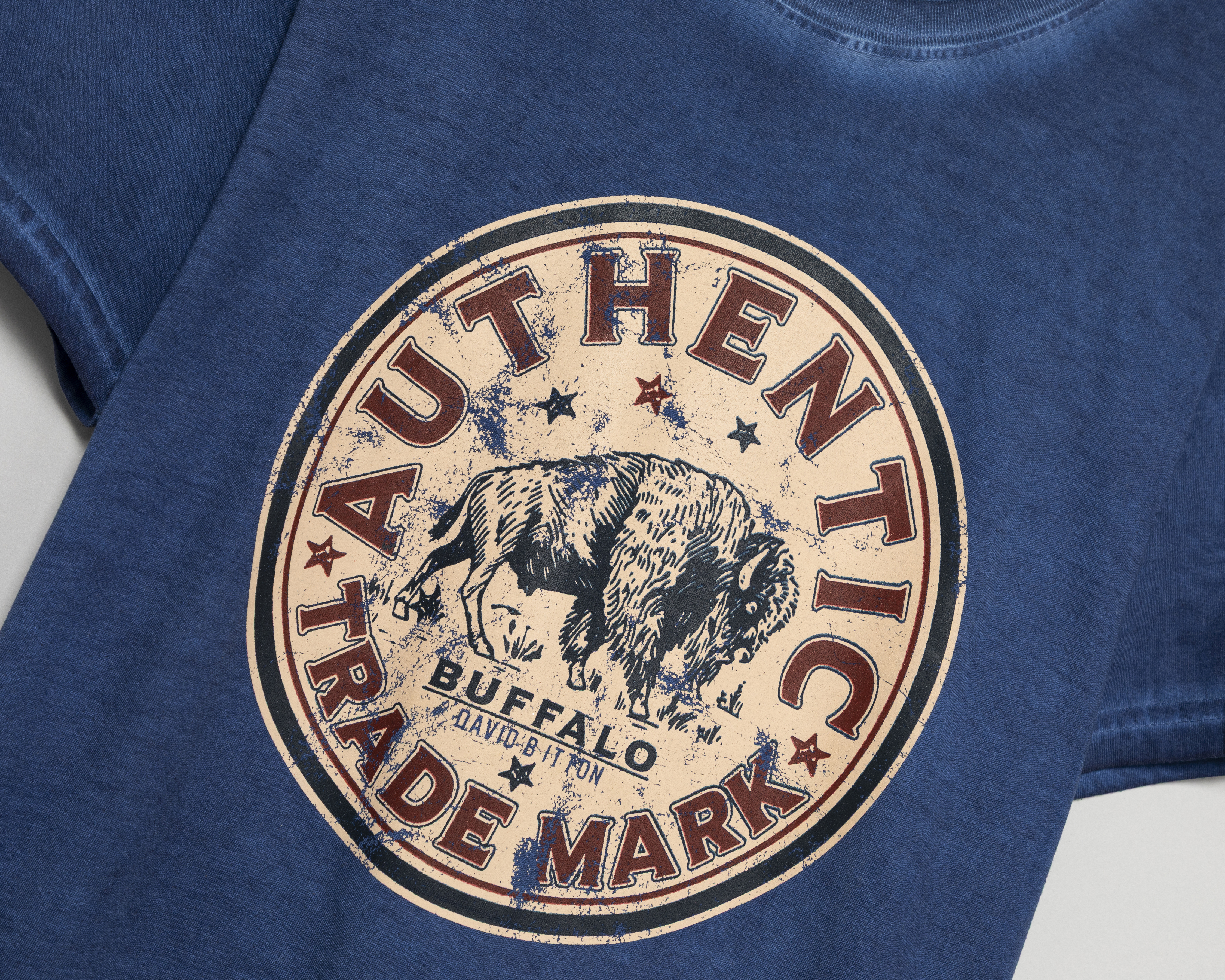 Foto 4 pulgar | Foto 3 | Playera de Cuello Redondo Azul Buffalo David Bitton para Hombre