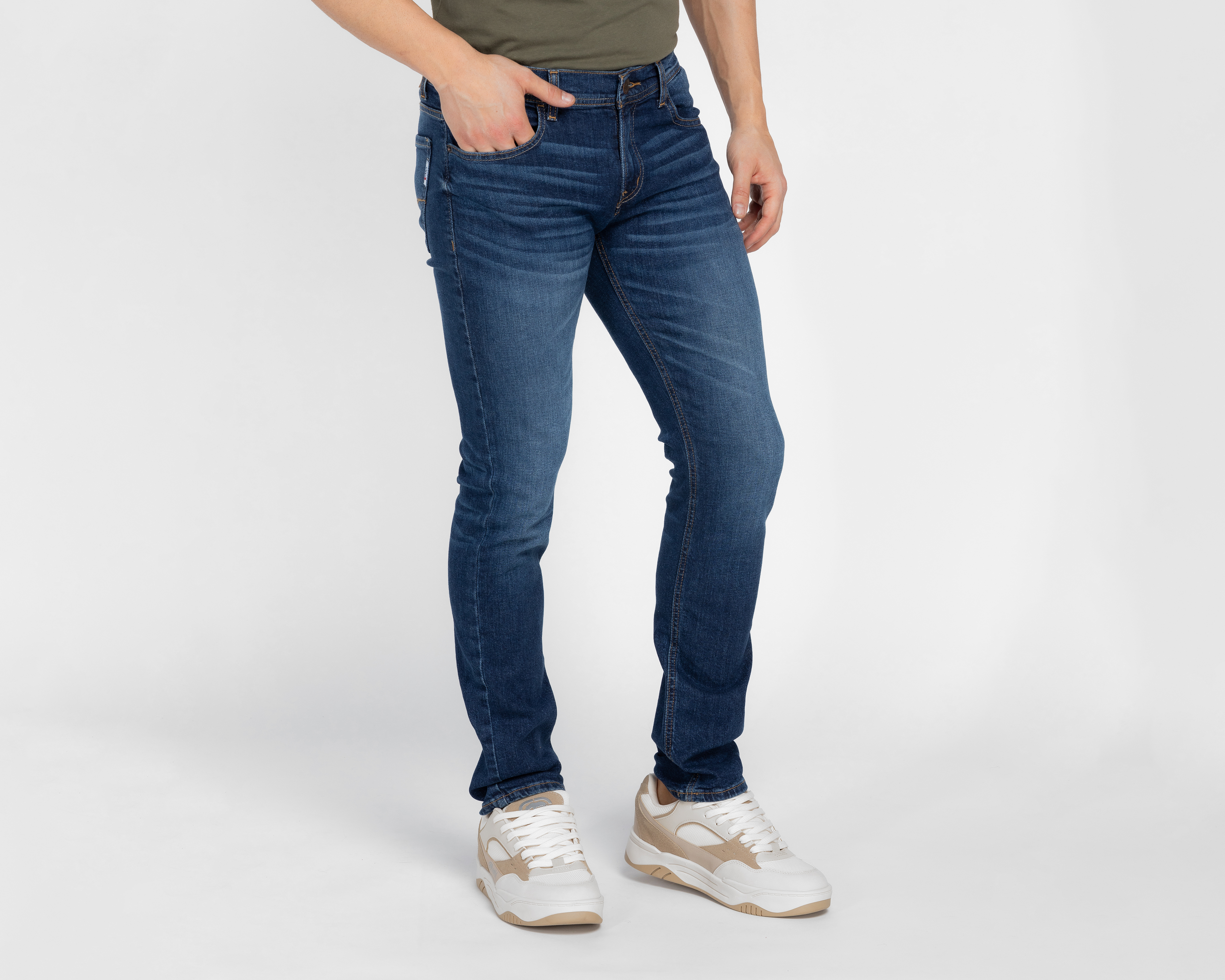 Foto 2 pulgar | Foto 1 | Jeans Skinny Oggi Risk para Hombre