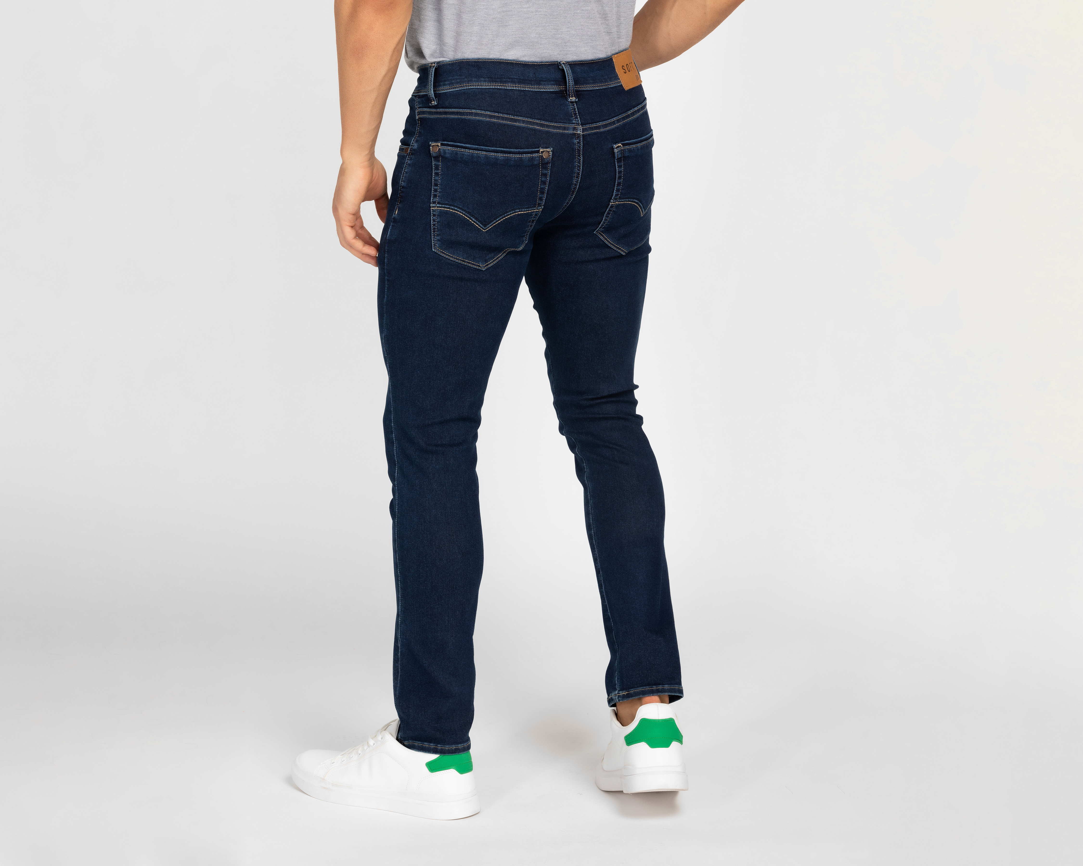 Foto 3 pulgar | Foto 2 | Jeans Skinny Oggi Risk para Hombre