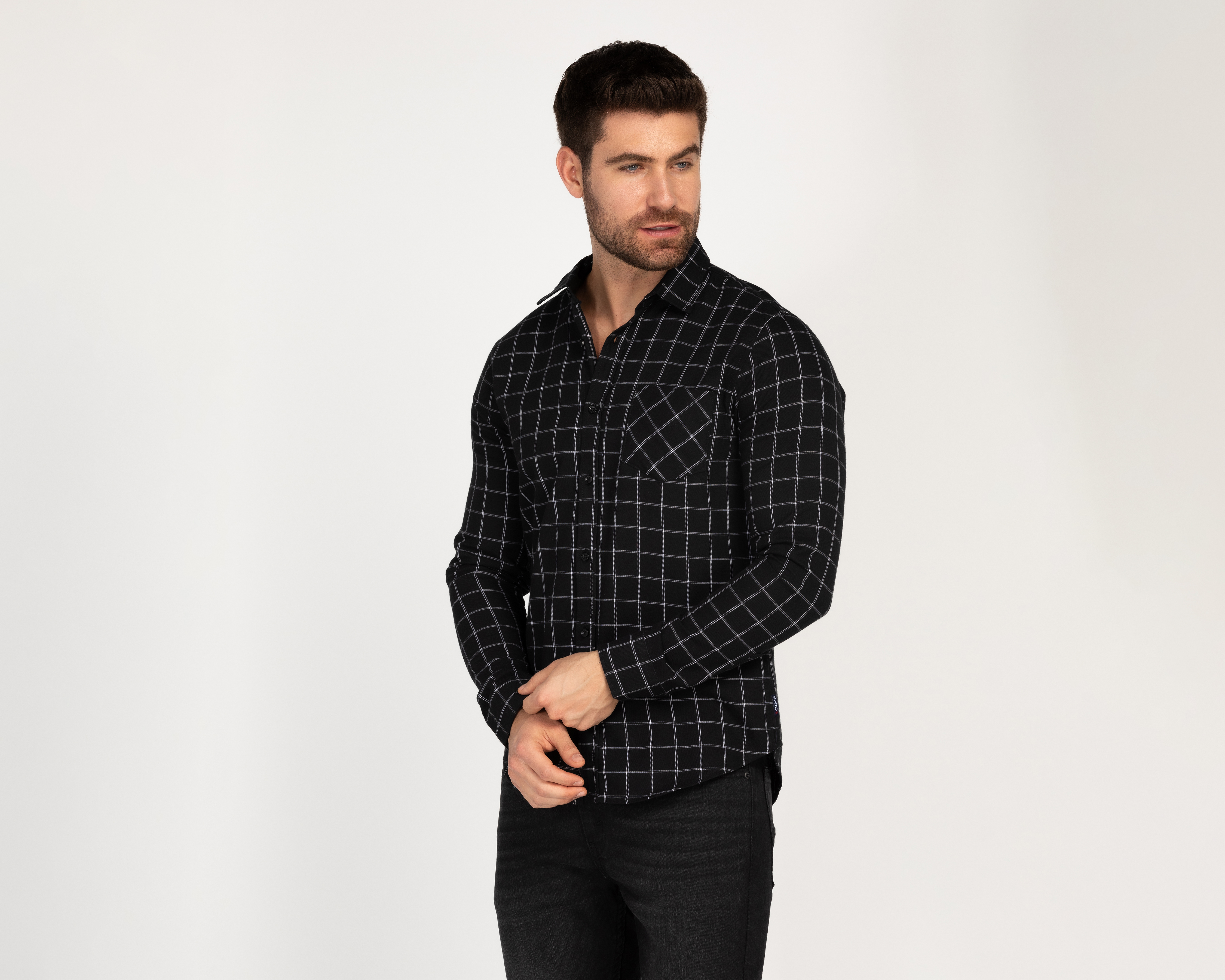 Foto 2 pulgar | Foto 1 | Camisa Casual Oggi Slim Fit a Cuadros para Hombre