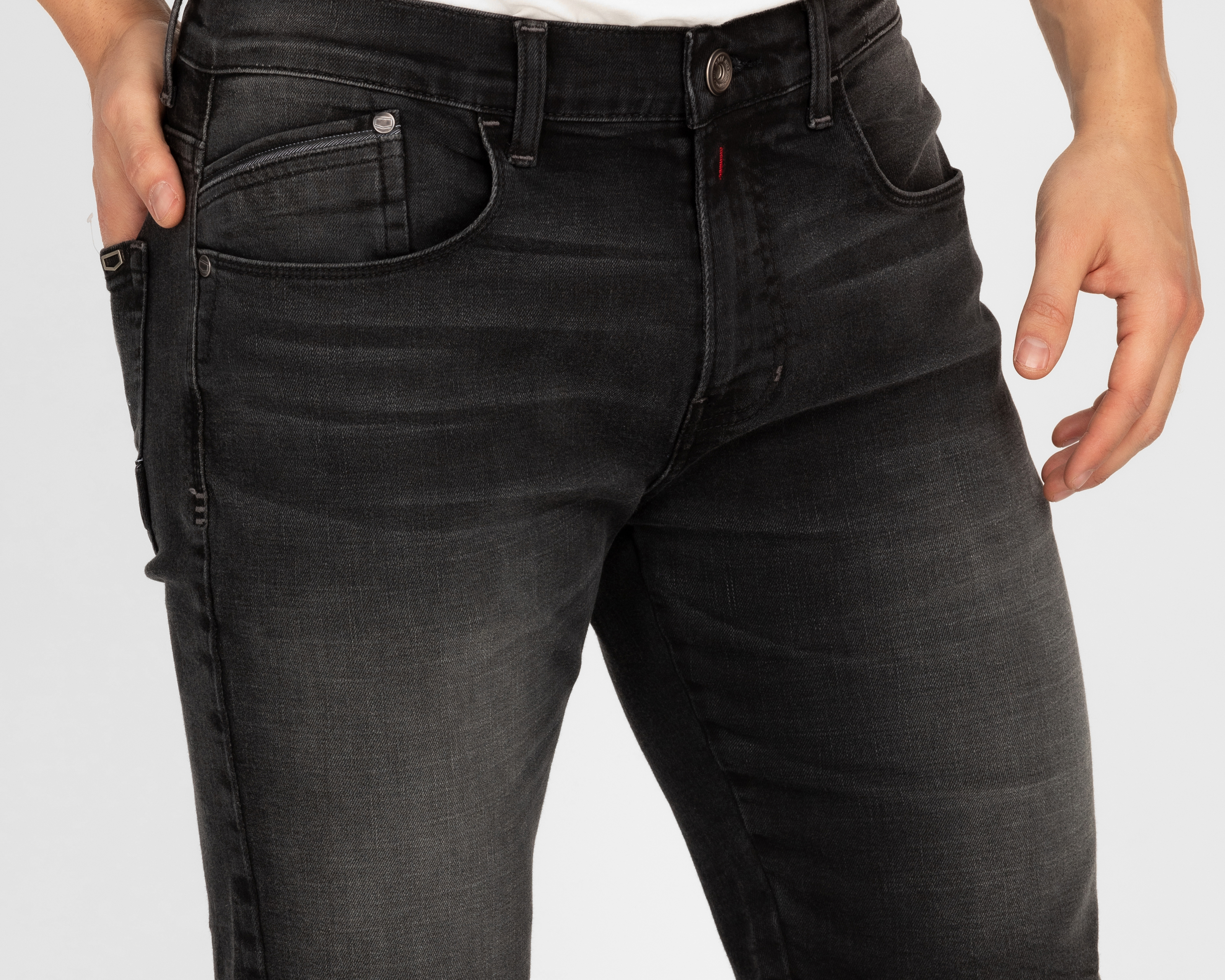 Foto 4 pulgar | Foto 3 | Short Oggi para Hombre