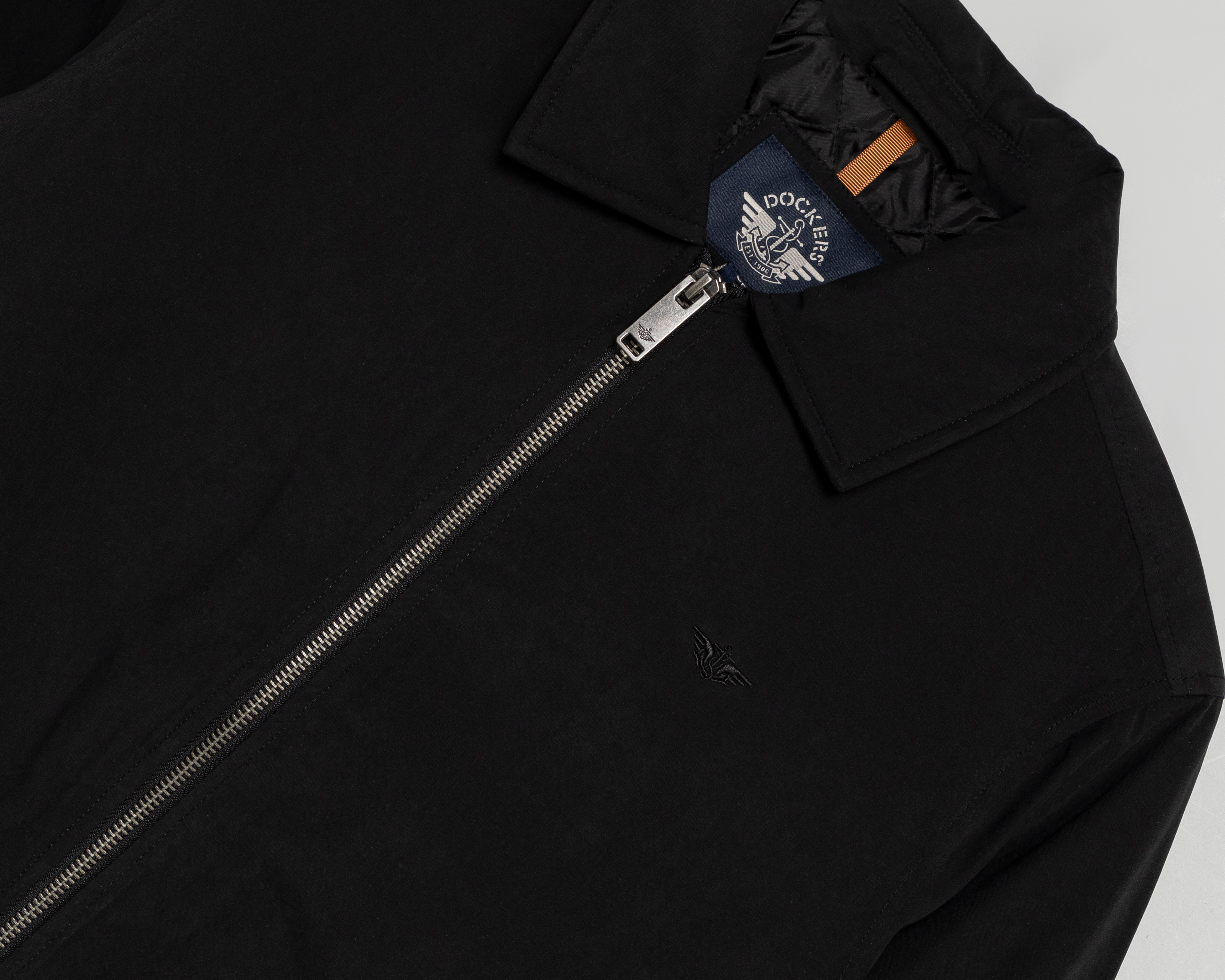 Foto 4 pulgar | Foto 3 | Chamarra Dockers para Hombre