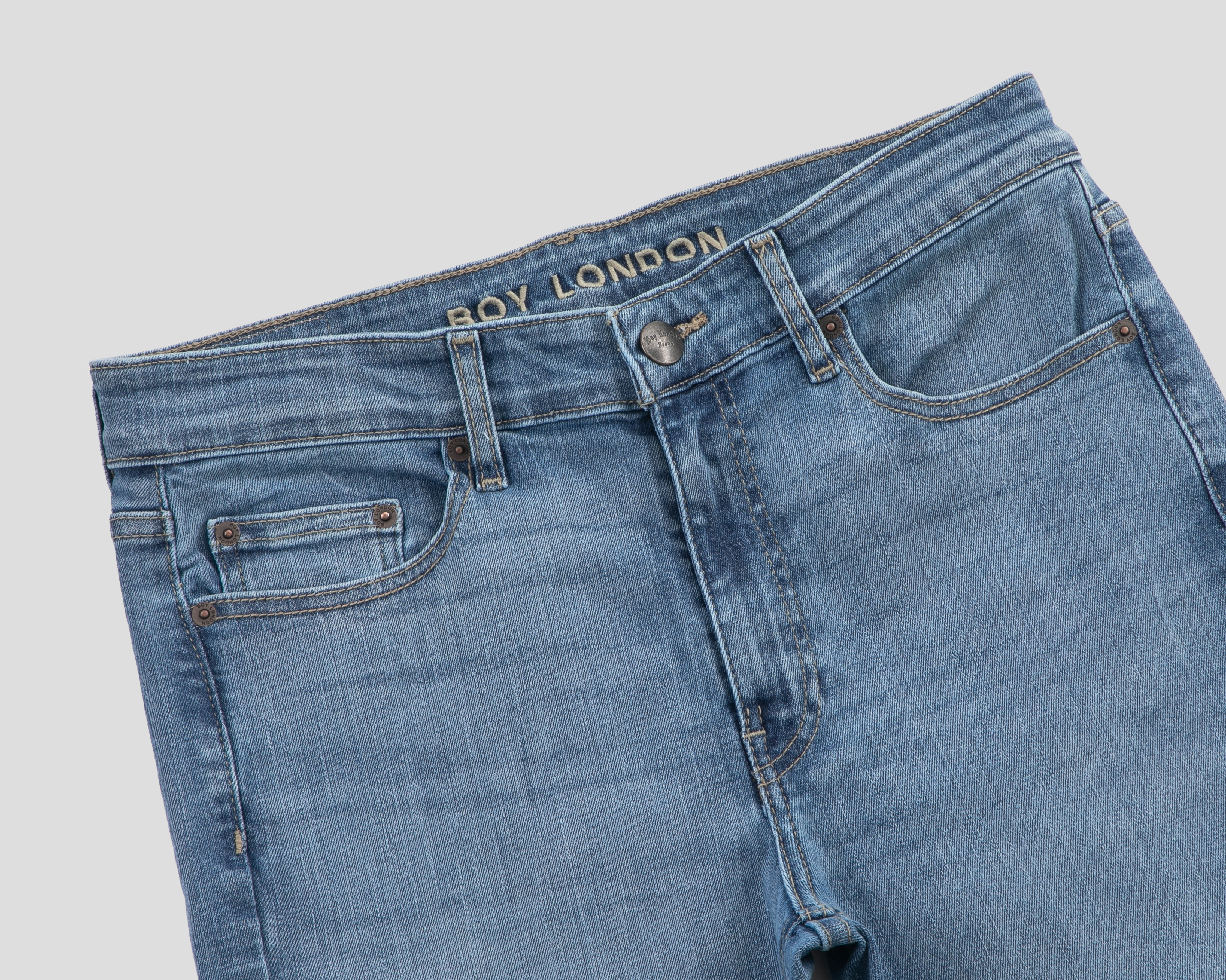 Foto 4 pulgar | Foto 3 | Jeans Regular Boy London para Hombre