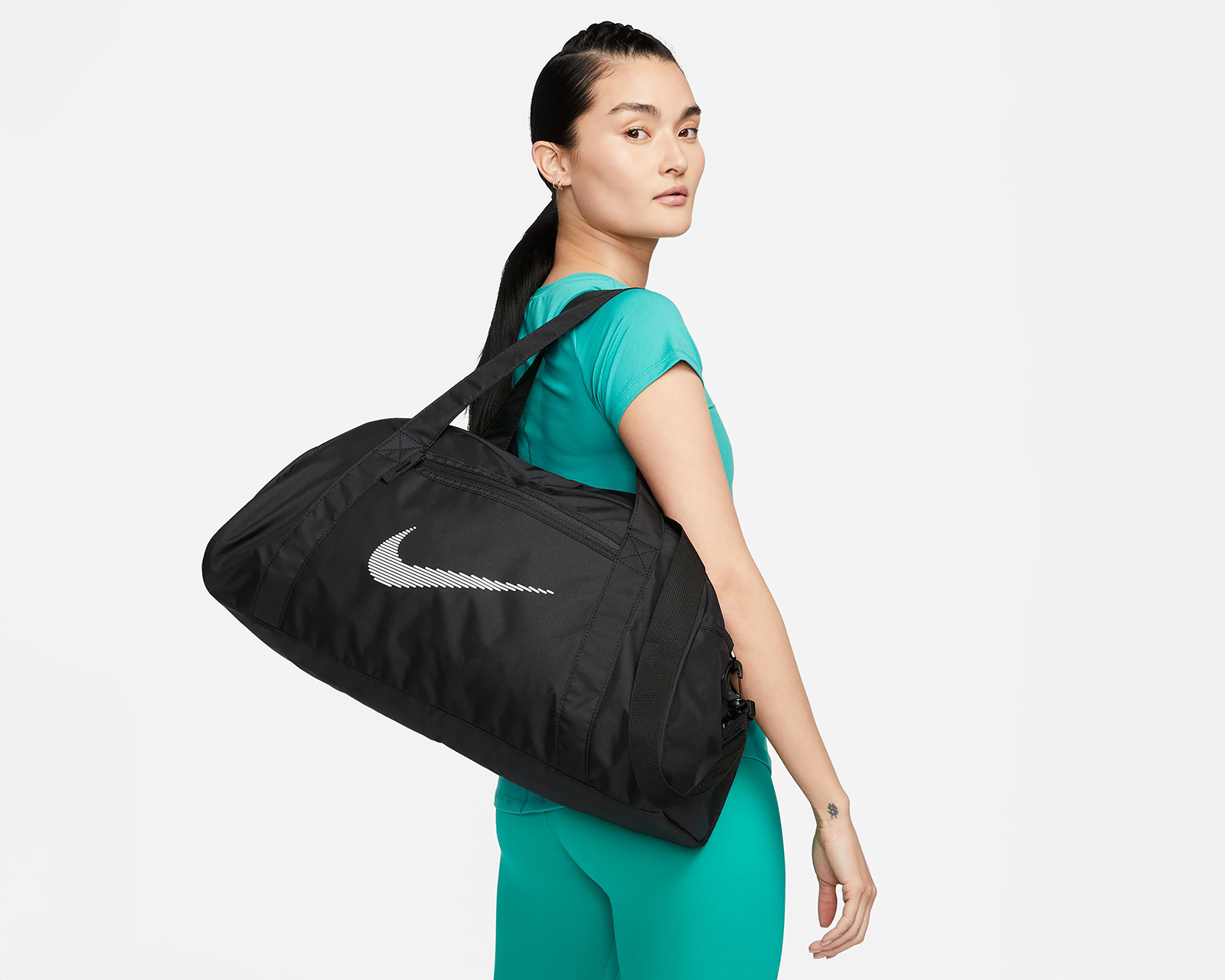 Foto 10 pulgar | Foto 9 | Maleta Deportiva Nike Gym Club Negra