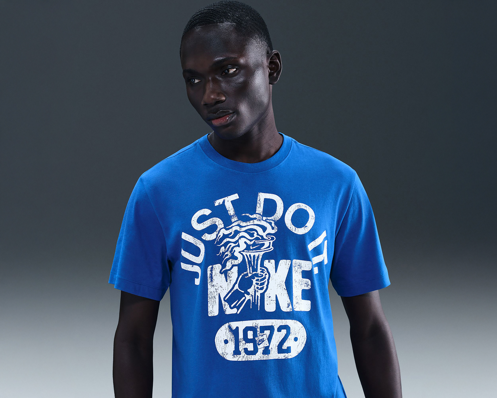 Foto 4 pulgar | Foto 3 | Playera Deportiva Nike Sportswear para Hombre