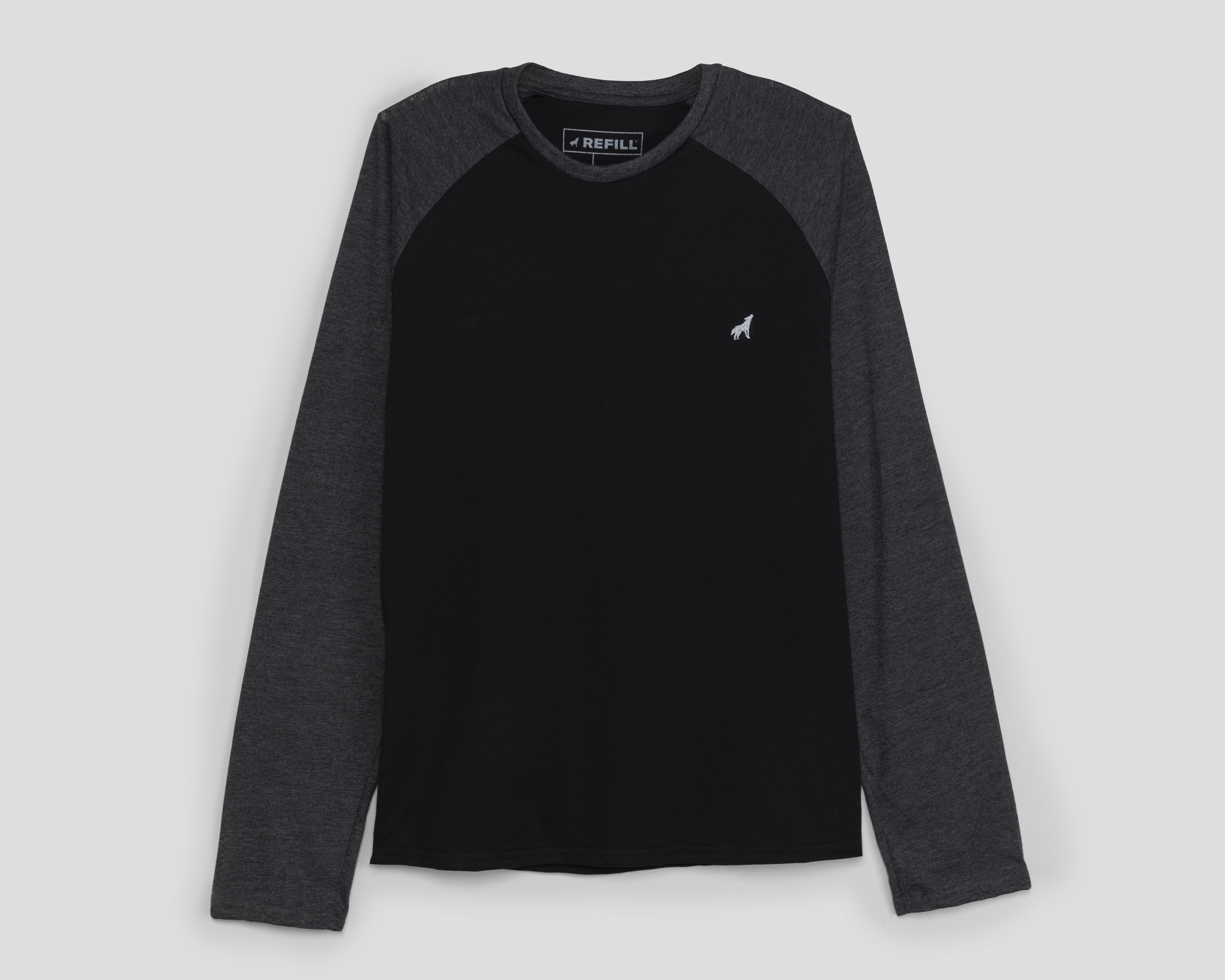 Playera Manga Larga Cuello Redondo Negra Refill para Hombre