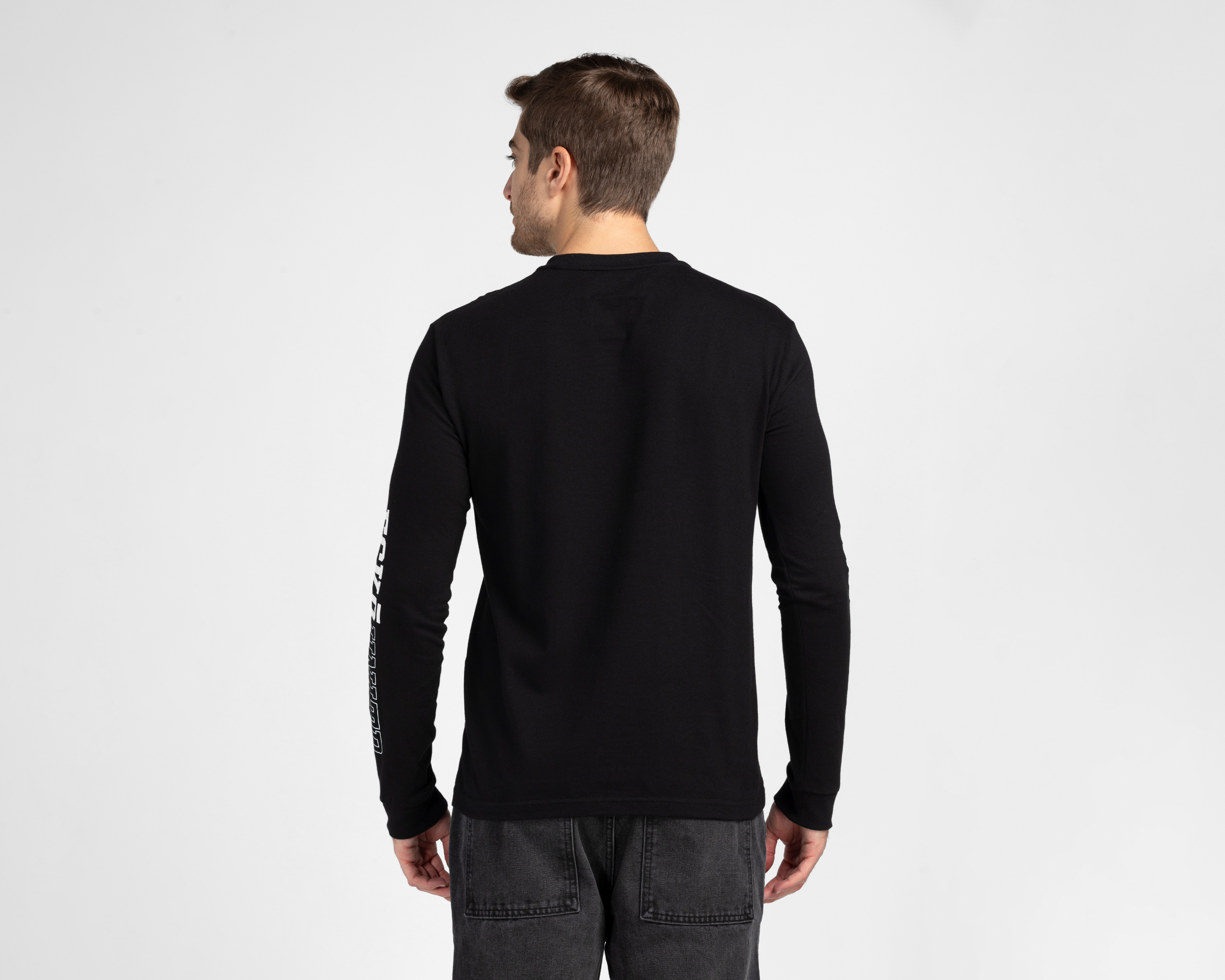 Foto 4 pulgar | Foto 3 | Playera de Cuello Redondo Negra Ecko Unltd. para Hombre