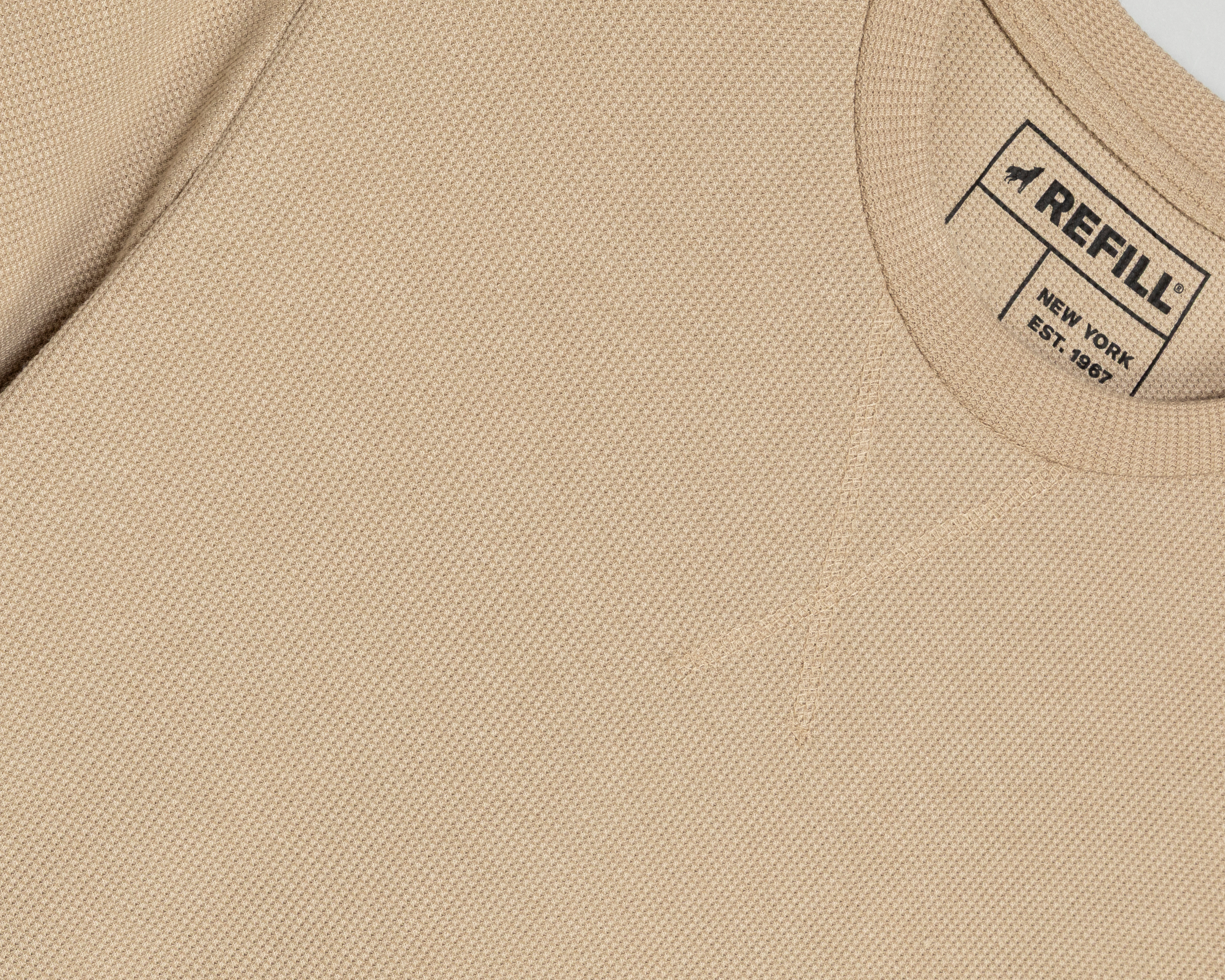 Foto 4 pulgar | Foto 3 | Playera de Cuello Redondo Beige Refill para Hombre