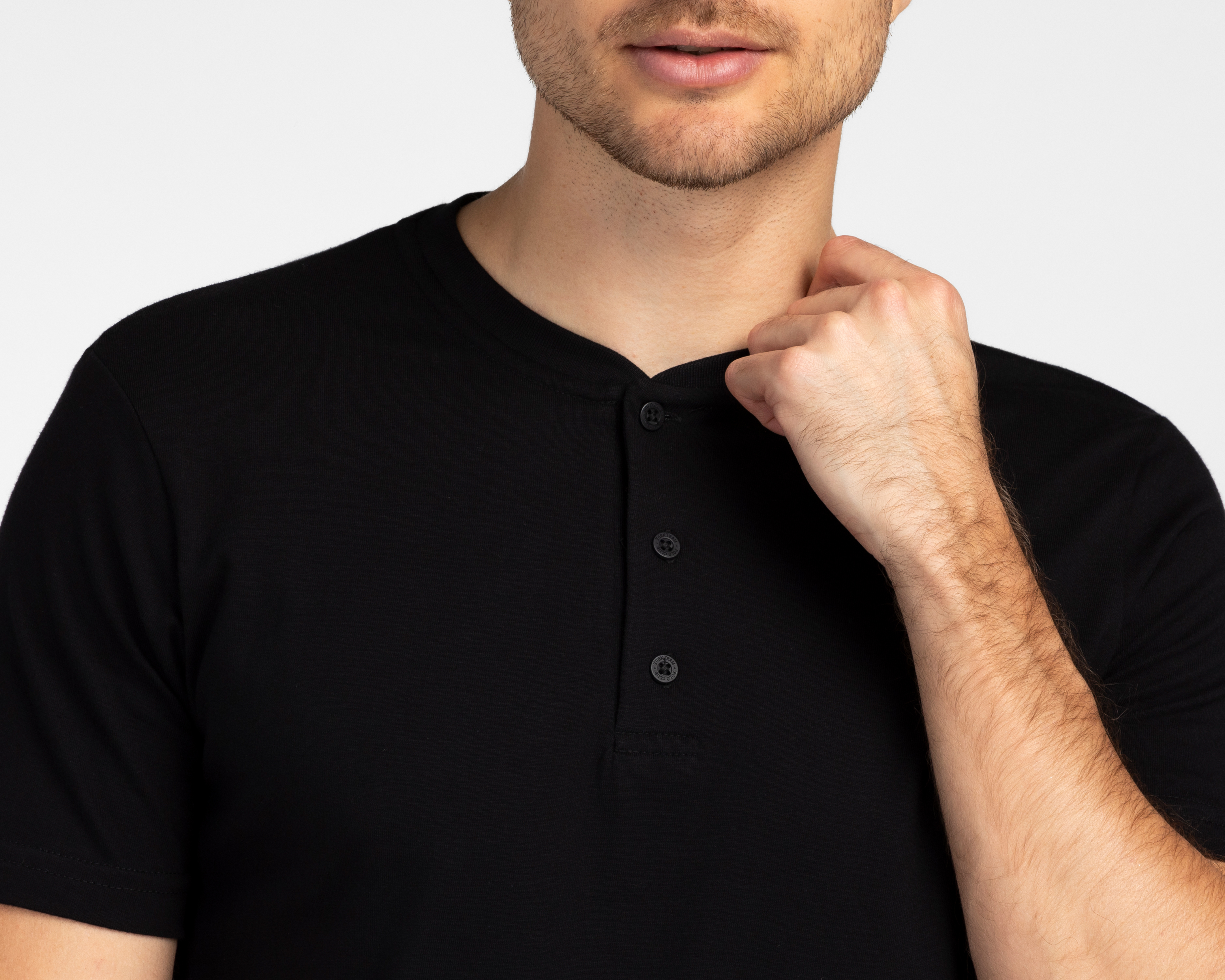 Foto 4 pulgar | Foto 3 | Playera de Cuello Redondo Negra York Team Polo Club para Hombre
