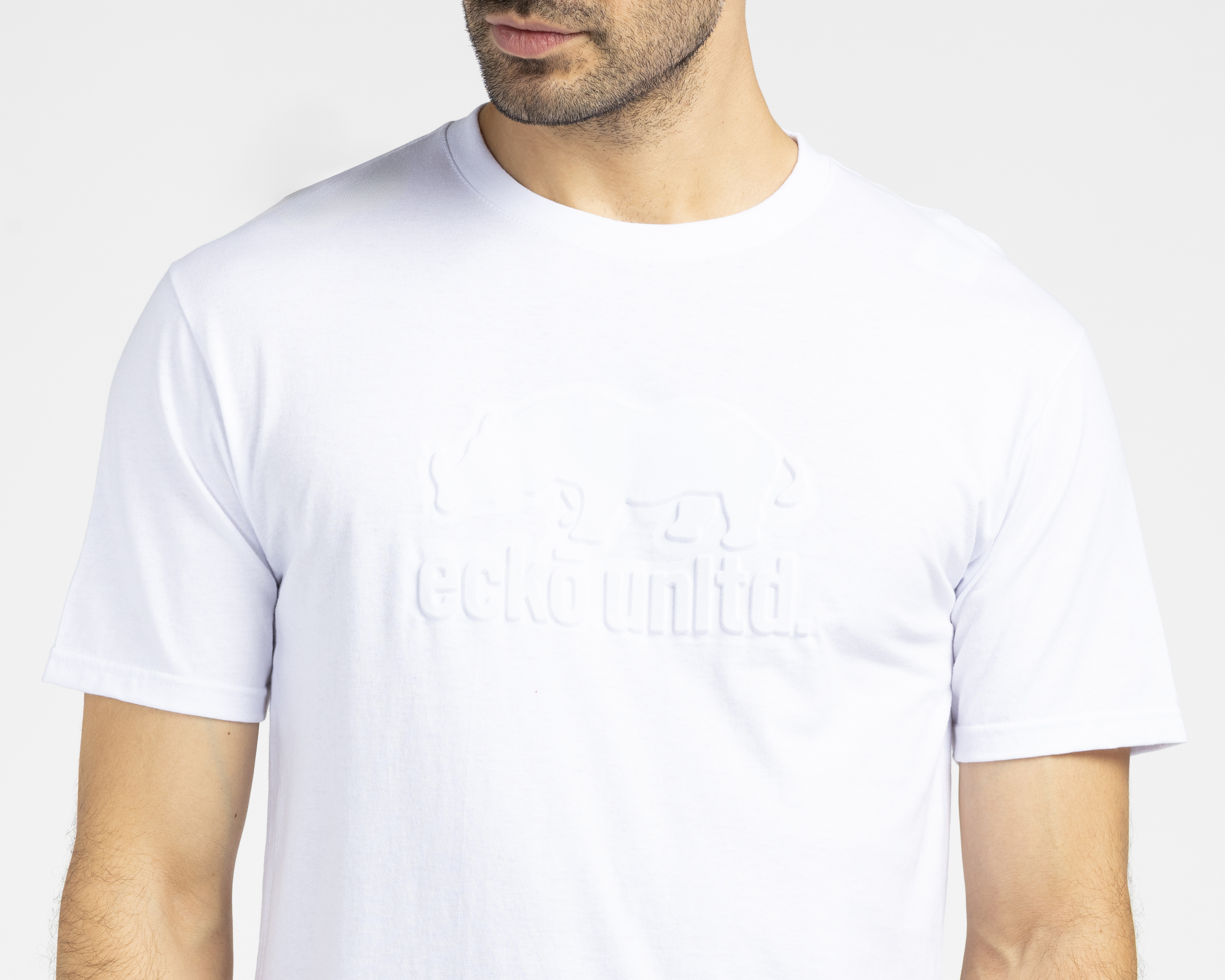 Foto 5 pulgar | Foto 4 | Playera Cuello Redondo Blanca Ecko Untld. para Hombre