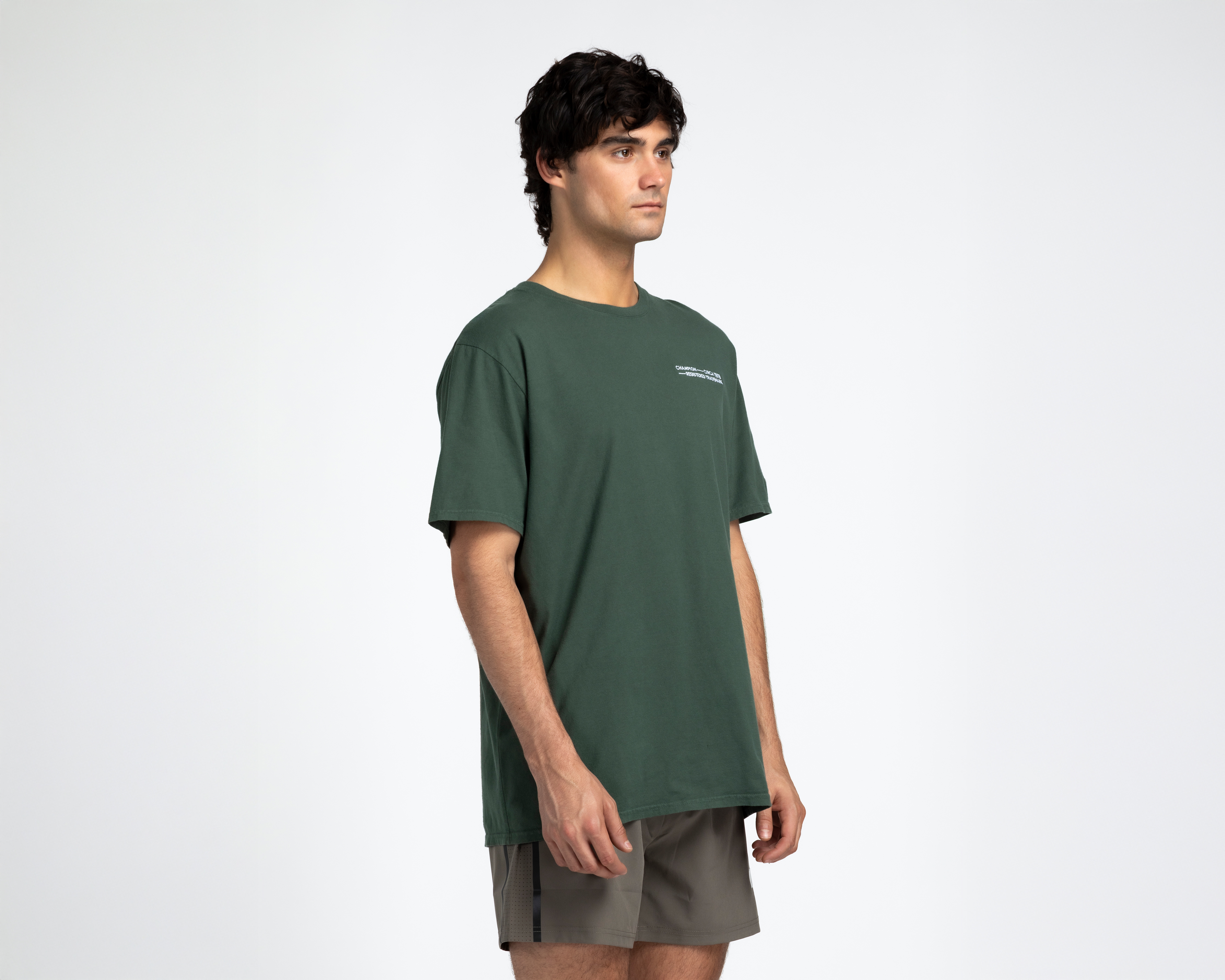 Foto 2 pulgar | Foto 1 | Playera de Cuello Redondo Verde Champion para Hombre