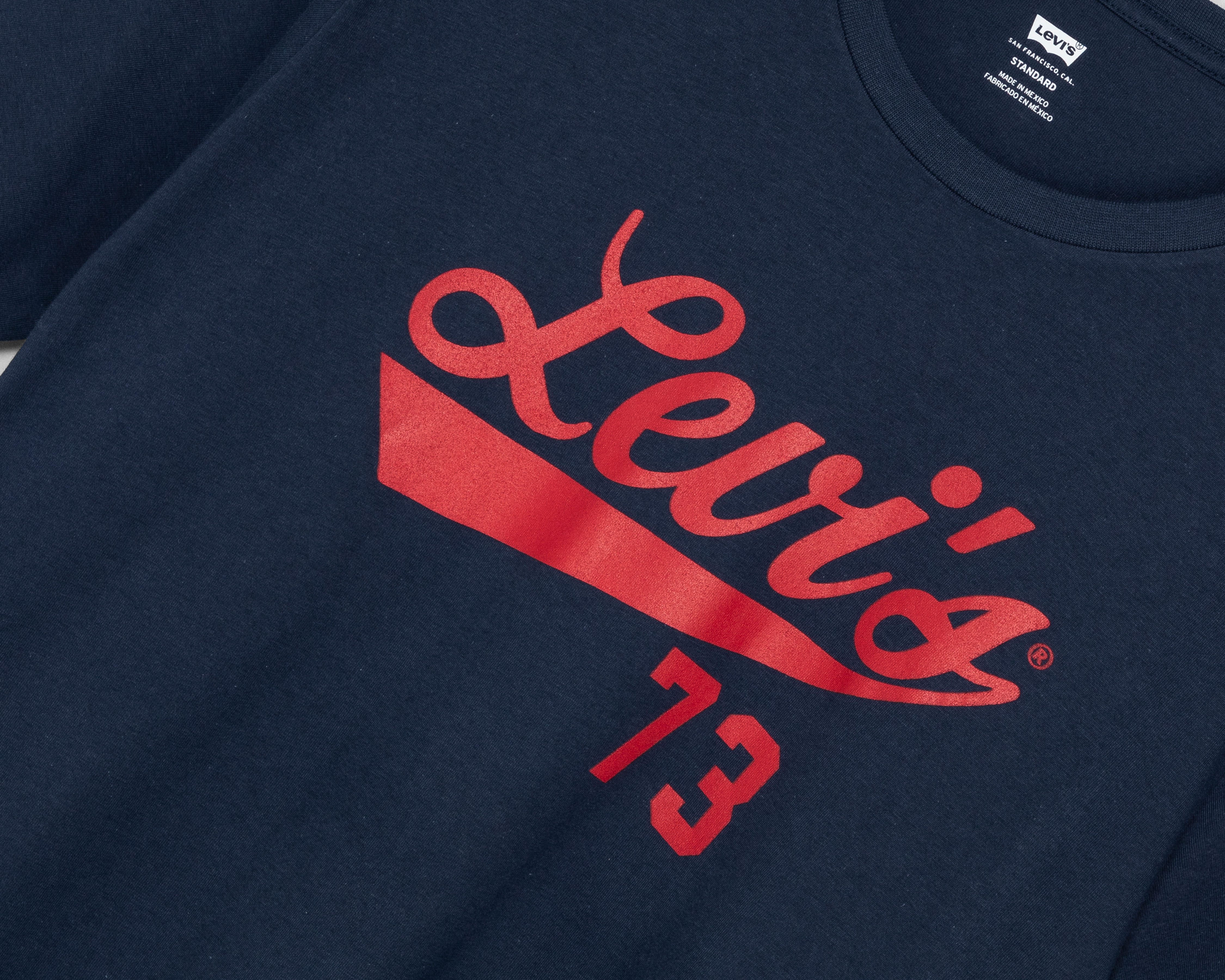 Foto 4 pulgar | Foto 3 | Playera de Cuello Redondo Azul Marino Levi's para Hombre