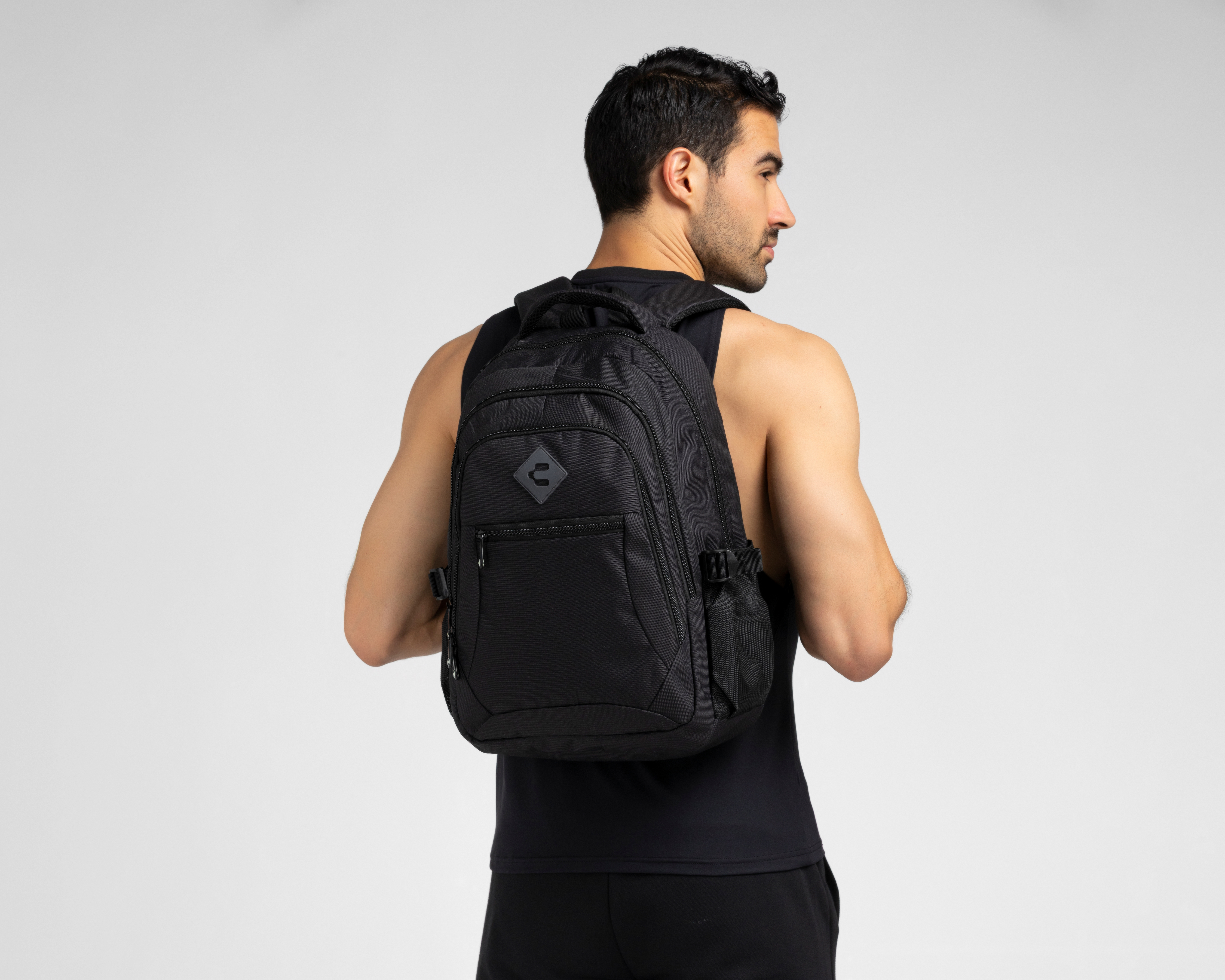 Foto 9 pulgar | Foto 8 | Mochila Charly Negra