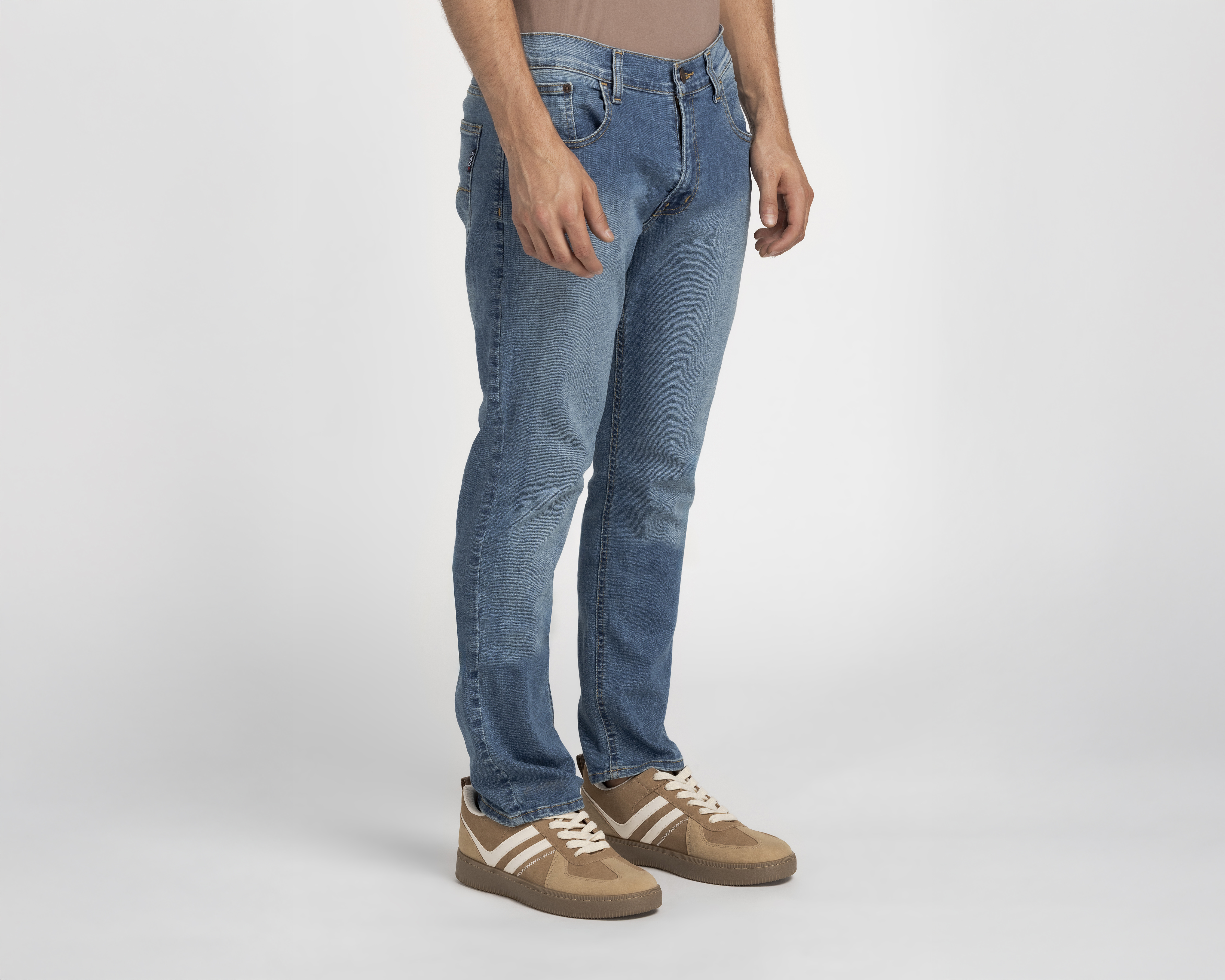 Foto 1 | Foto 1 | Jeans Slim Fit Oggi Iron Vintage para Hombre