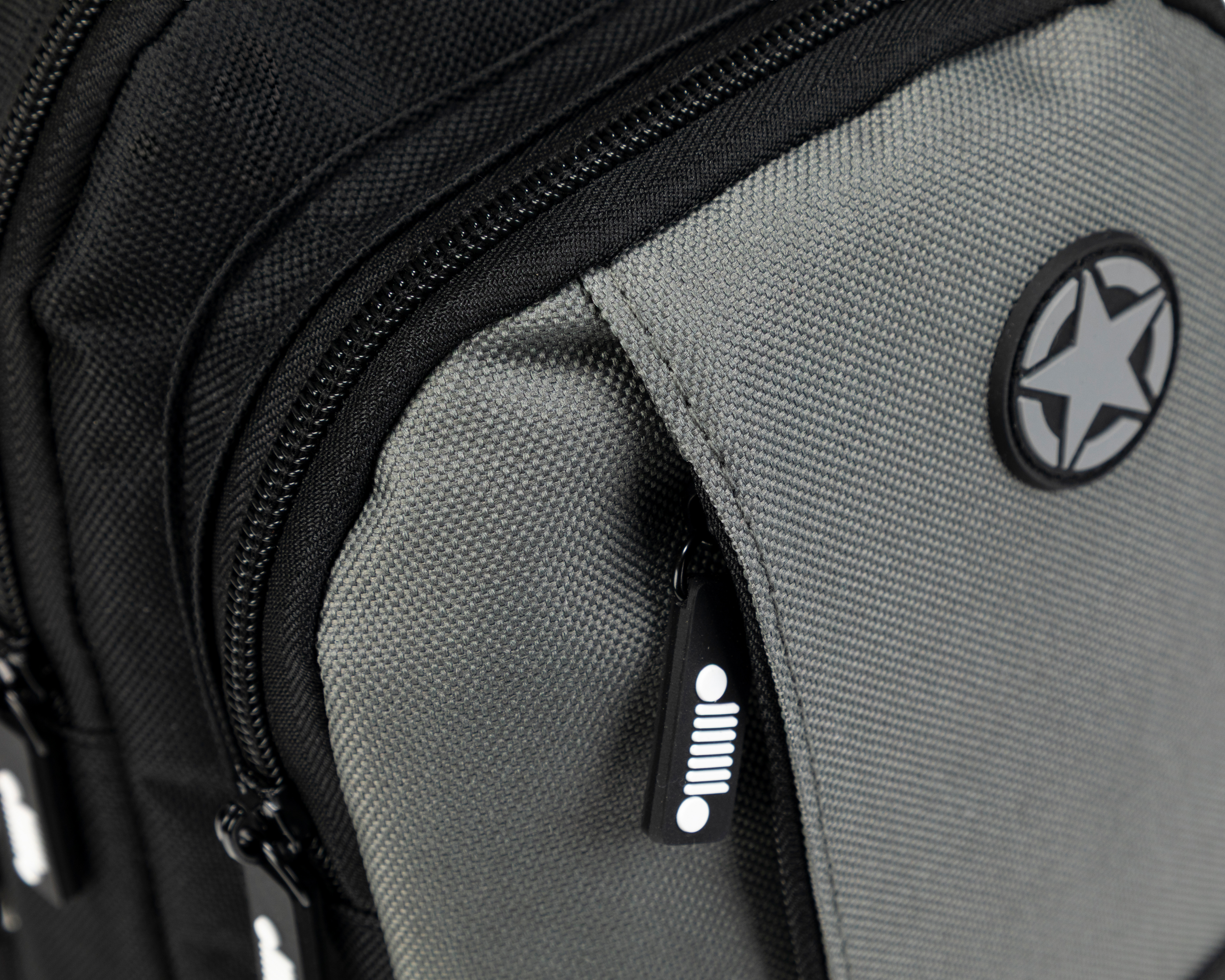 Foto 5 pulgar | Foto 4 | Bandolera Jeep para Hombre