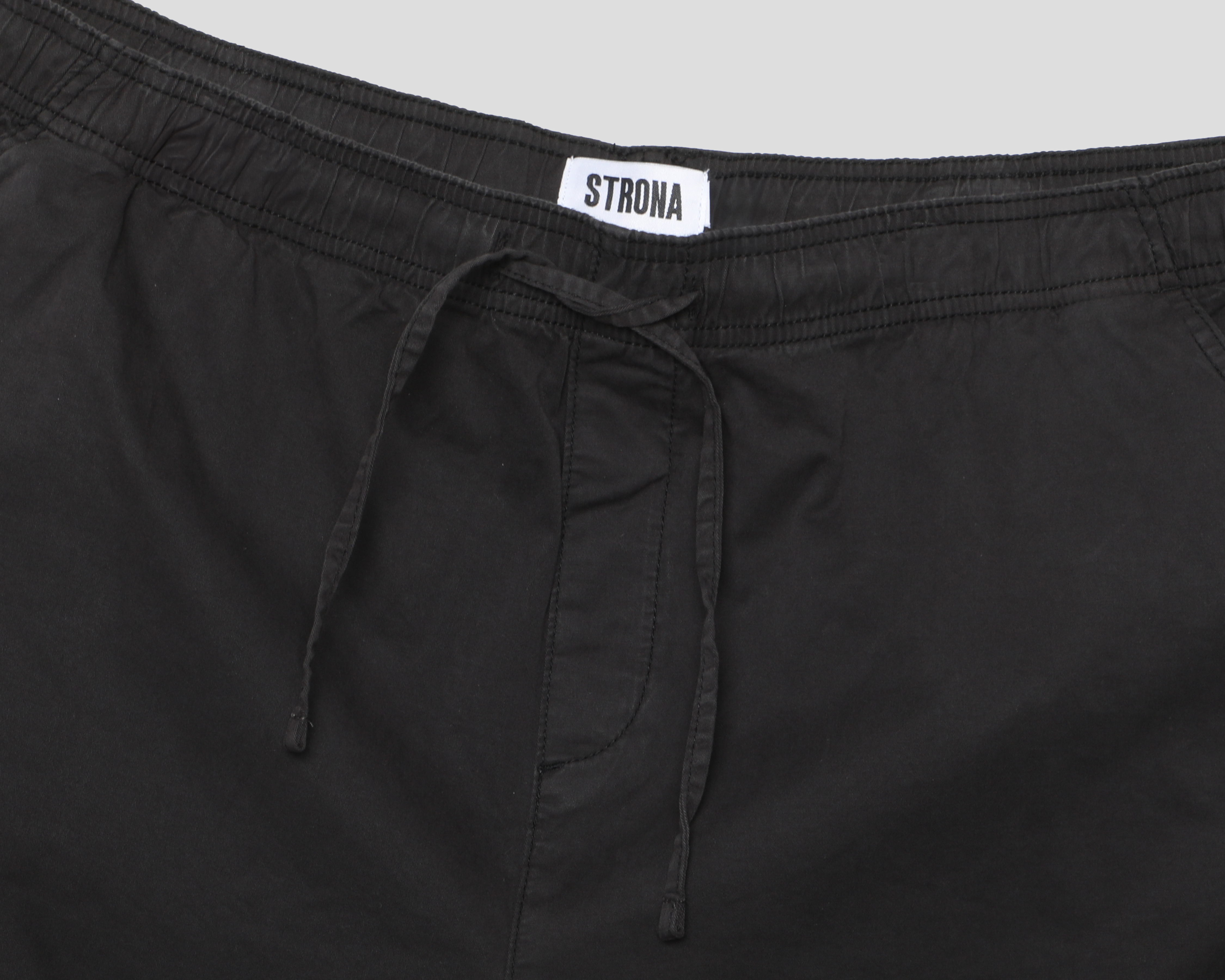 Foto 4 pulgar | Foto 3 | Short Strona para Hombre