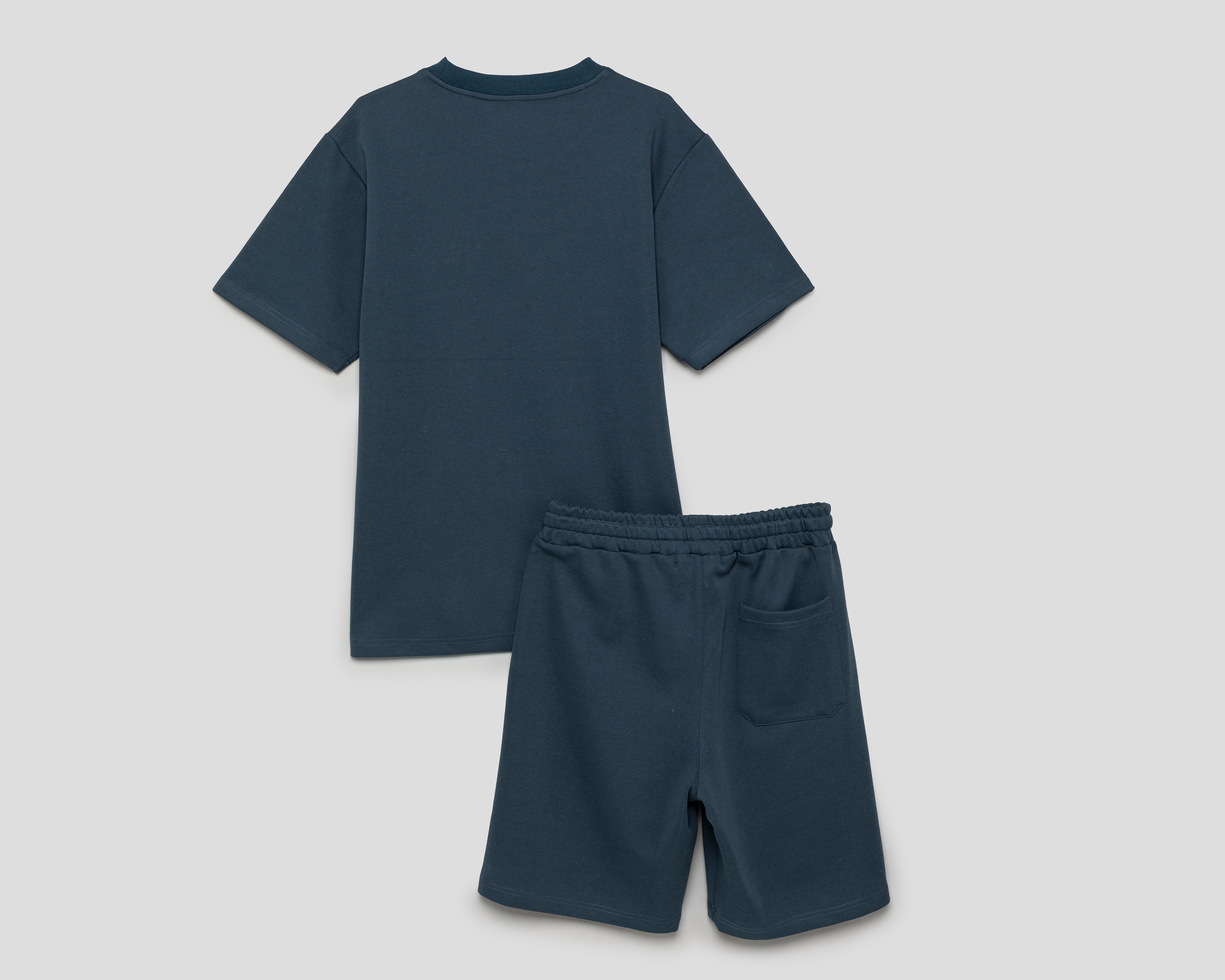 Foto 3 pulgar | Foto 2 | Playera y Short Neo*City para Hombre